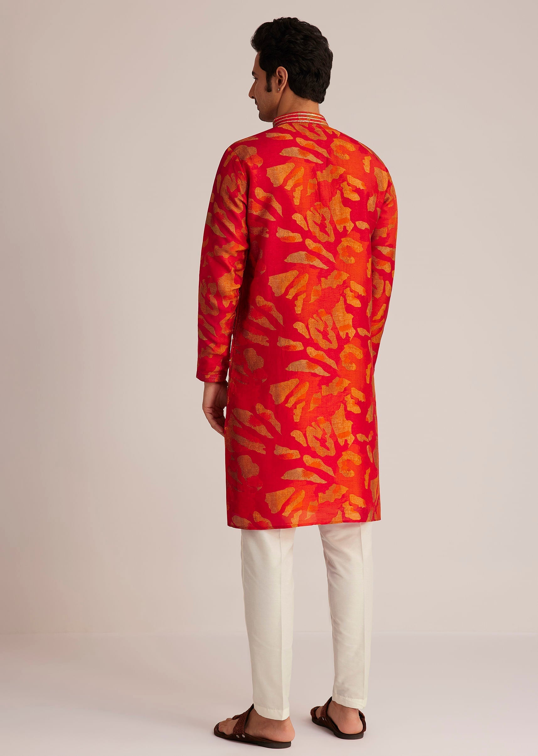 red_printed_kurta-sg262919_5_beda8ff2-21c9-434d-b57e-7a1606233f68.jpg