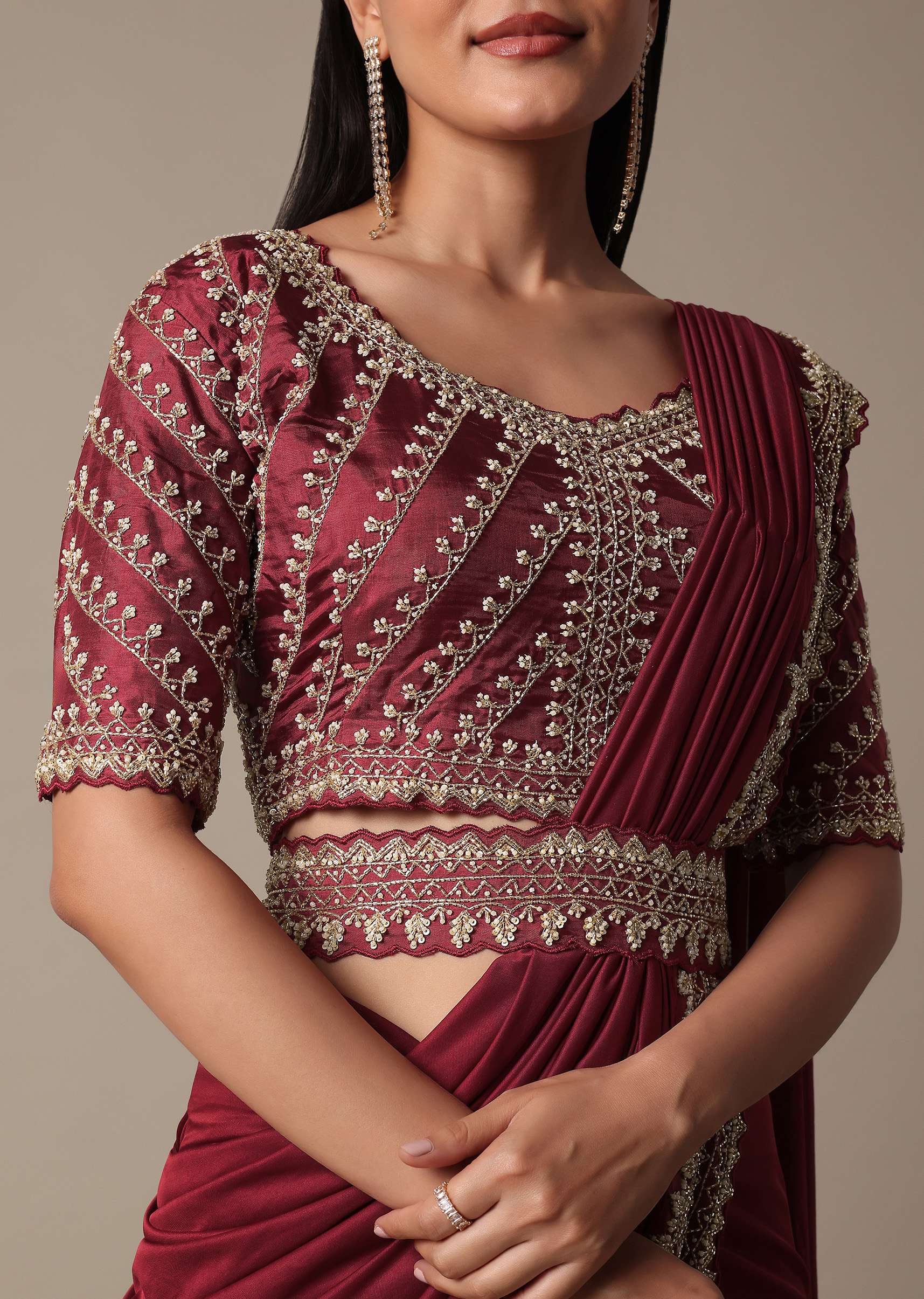 red_ready_pleated_saree_with_embellished_blouse-sg214185_4_ef188581-63b4-42a7-bace-506178a42233.jpg