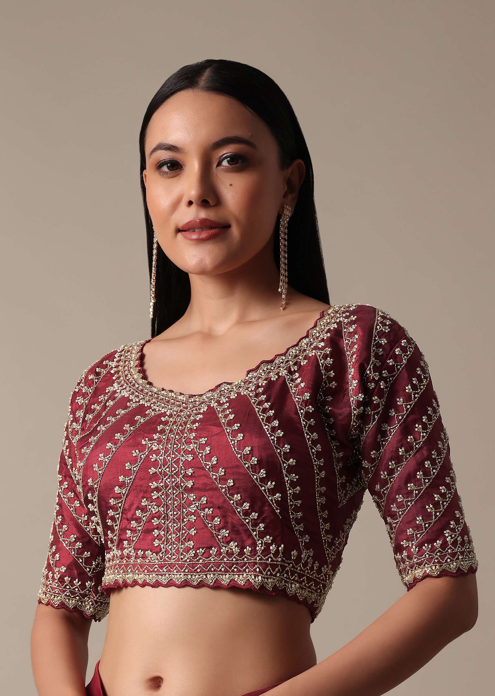 red_ready_pleated_saree_with_embellished_blouse-sg214185_9_8091b2a3-6b62-4234-85f5-fb18c0a9f5c9.jpg
