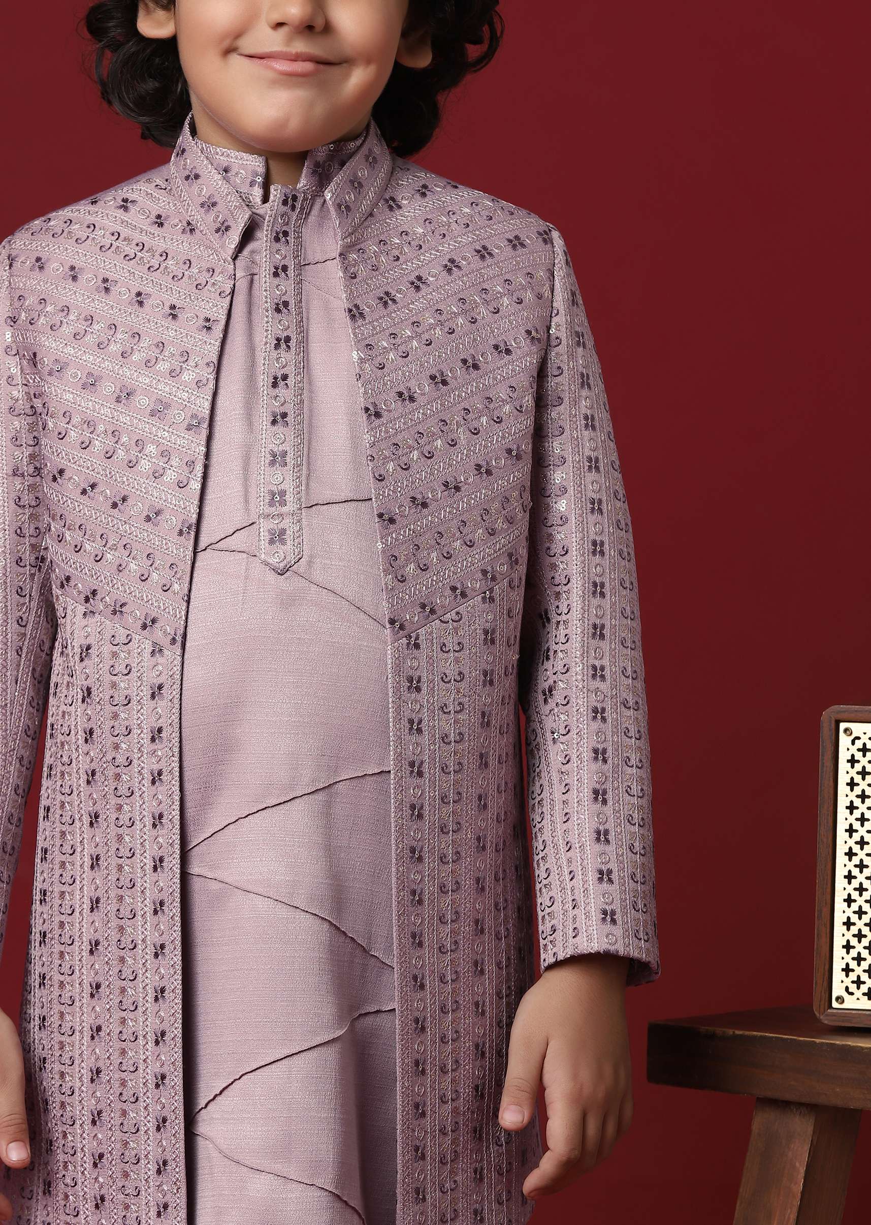 regal_purple_silk_sherwani-sg202016_8_49d6b8aa-5fbb-4dfd-a638-f614c89b7b18.jpg