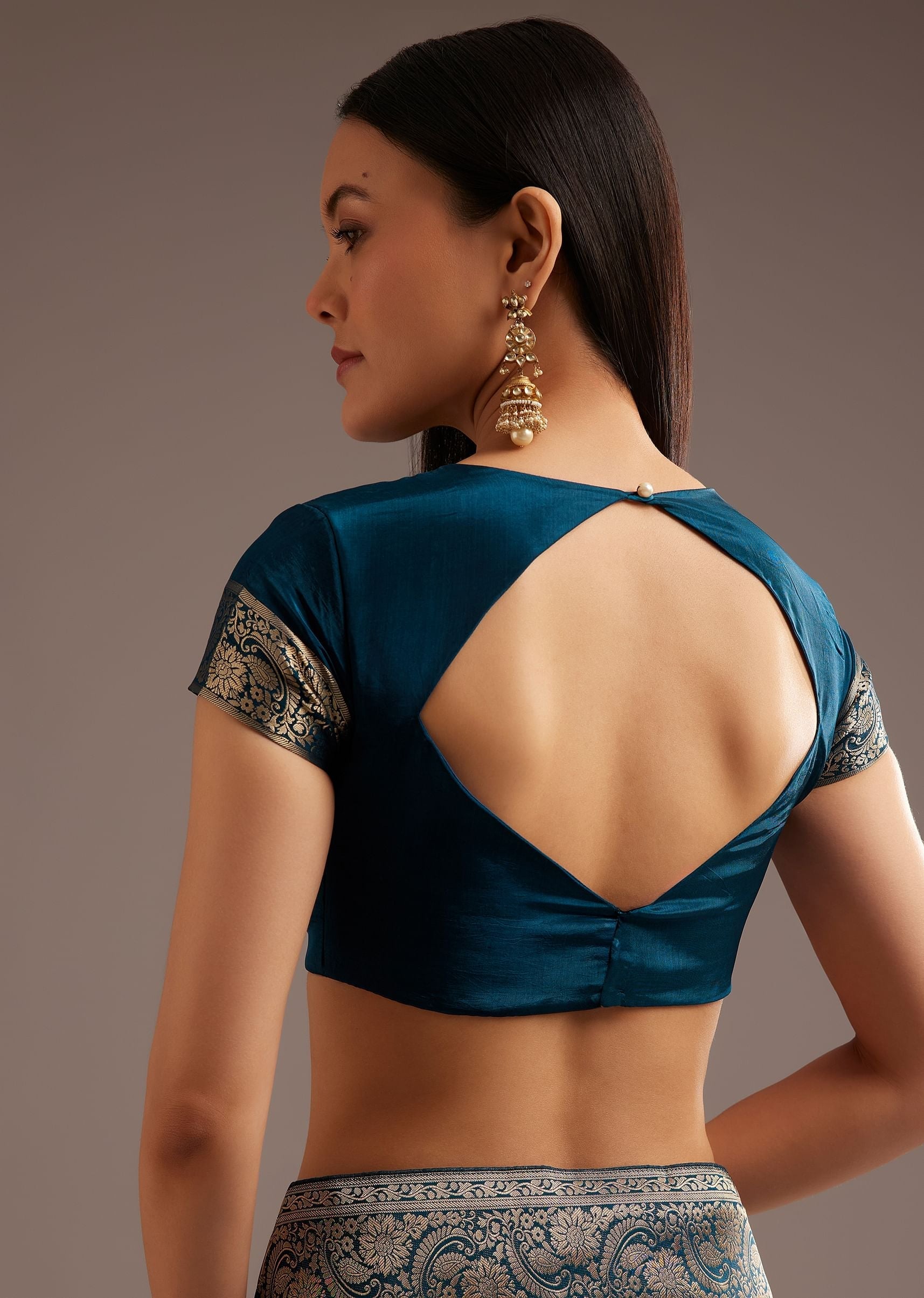 royal-blue-jaquard-silk-saree-with-zari-butti-and-brocade-border-sg292422-8_0c505d4b-658a-493e-a10f-beffd885f5d1.jpg