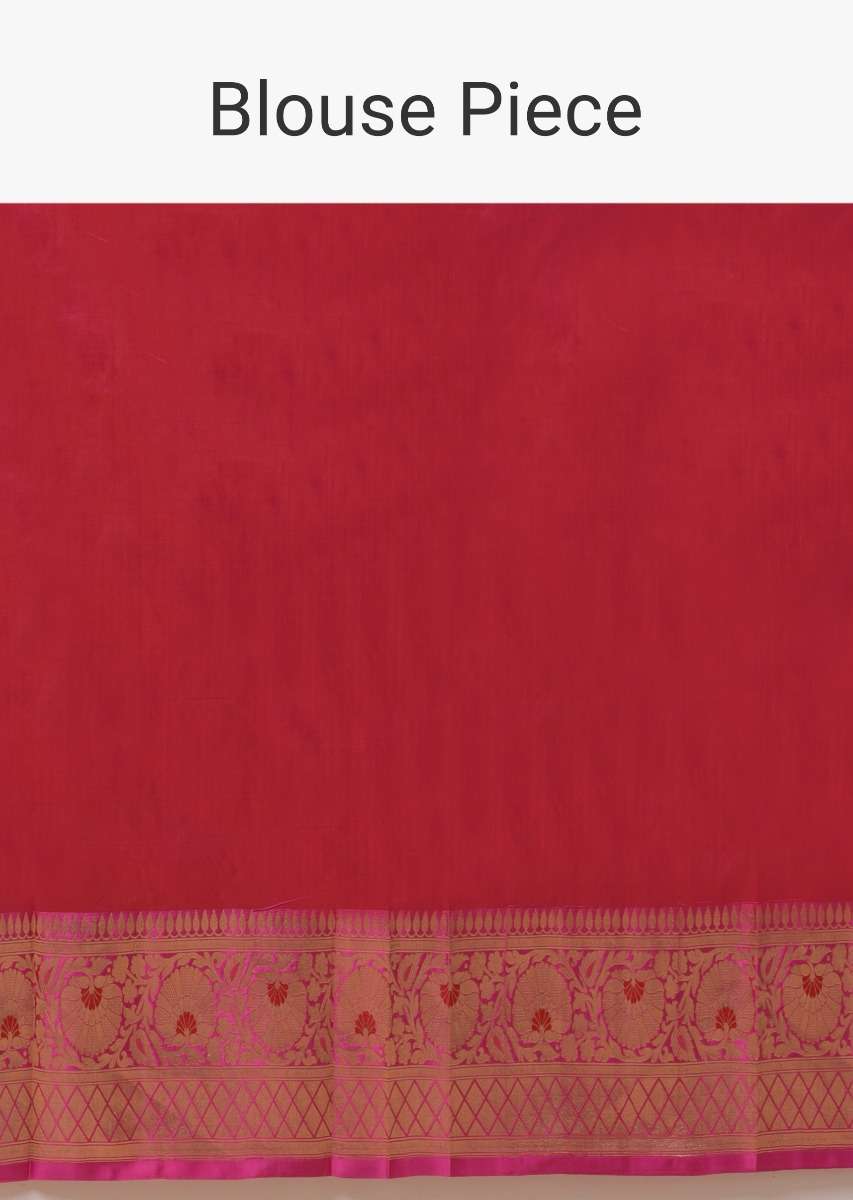 royal-blue-saree-in-pure-handloom-silk-with-woven-floral-buttis-and-magenta-floral-border-online-kalki-fashion-v004nam18y-sg46727_7_b823640d-6da9-4ff2-bf09-0fa6ca43cb78.jpg