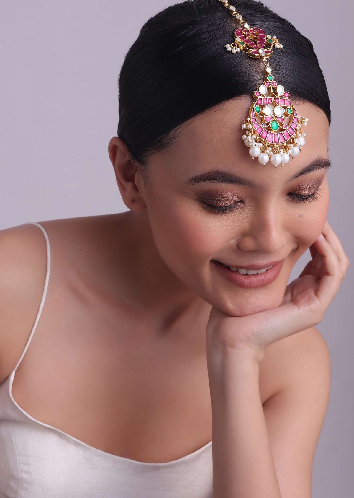 ruby_stones_studded_kundan_mangtikka-sg145780_2_79570346-a11f-436e-bf24-bcd31e04ae91.jpg