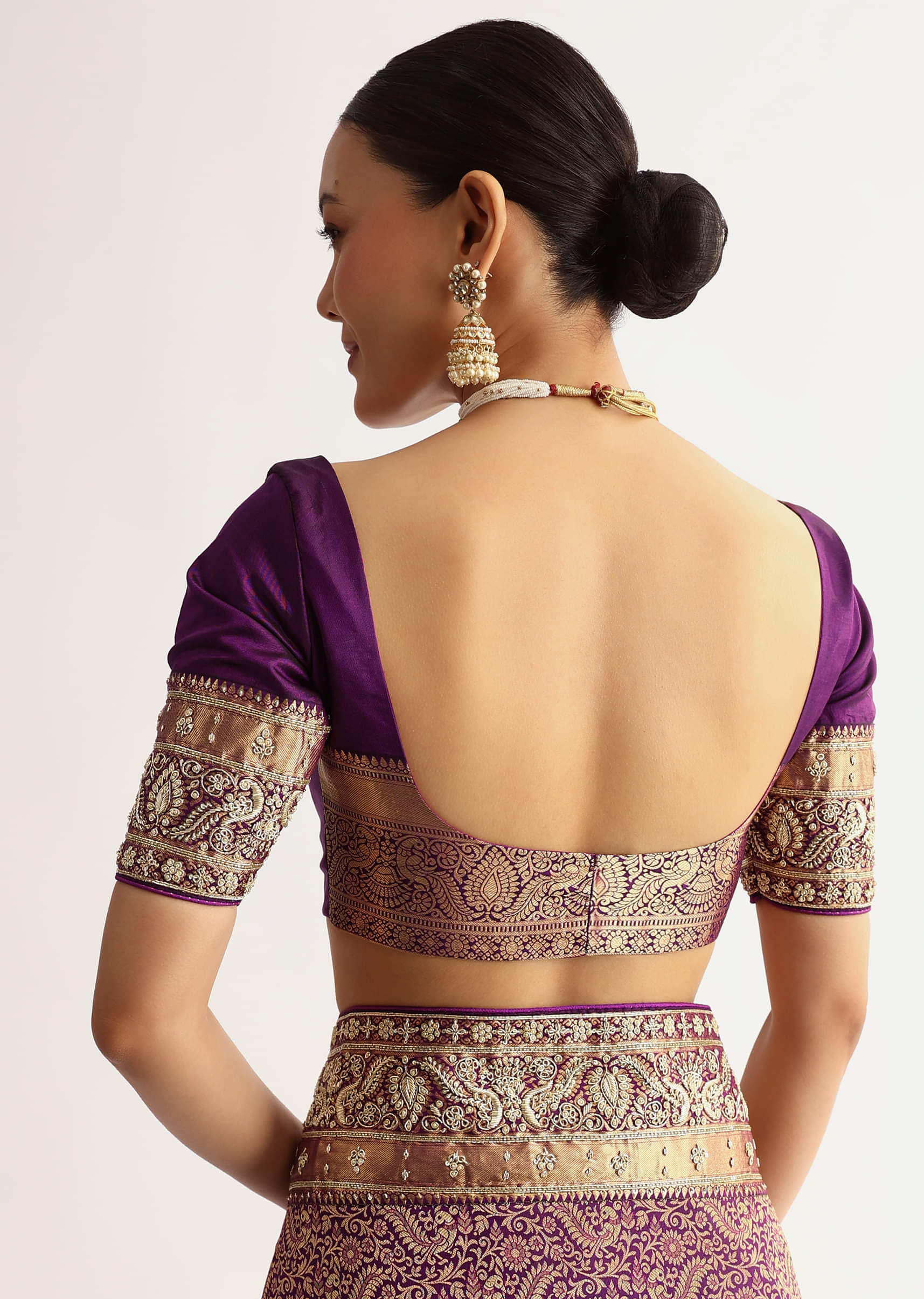 rust-pink-tissue-saree-with-zardosi-sequin-embroidery-sg318009-8_8a46dff8-0f40-4b42-8431-fd0cb42e66be.jpg