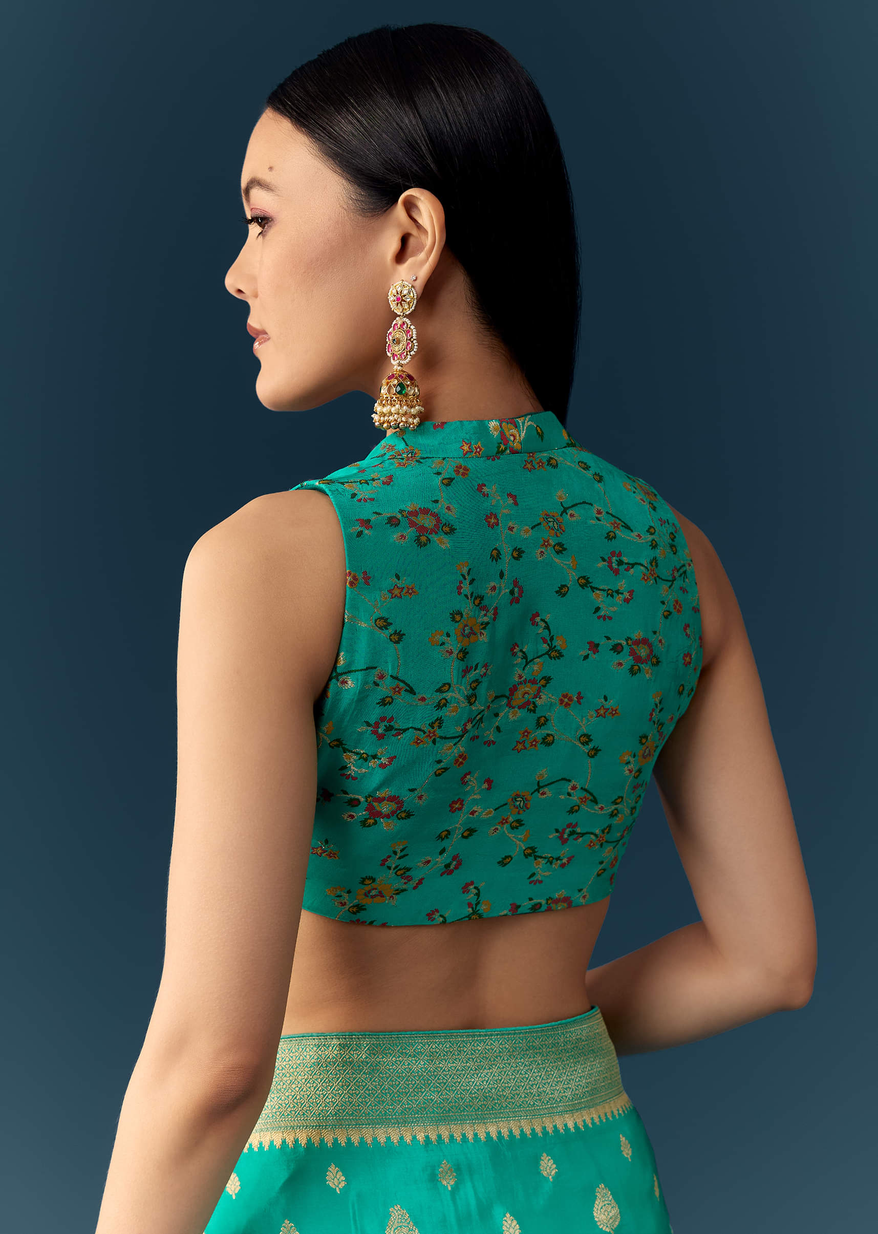 sea-blue-dola-silk-saree-with-woven-border-and-unstitched-blouse-sg350716-8.jpg