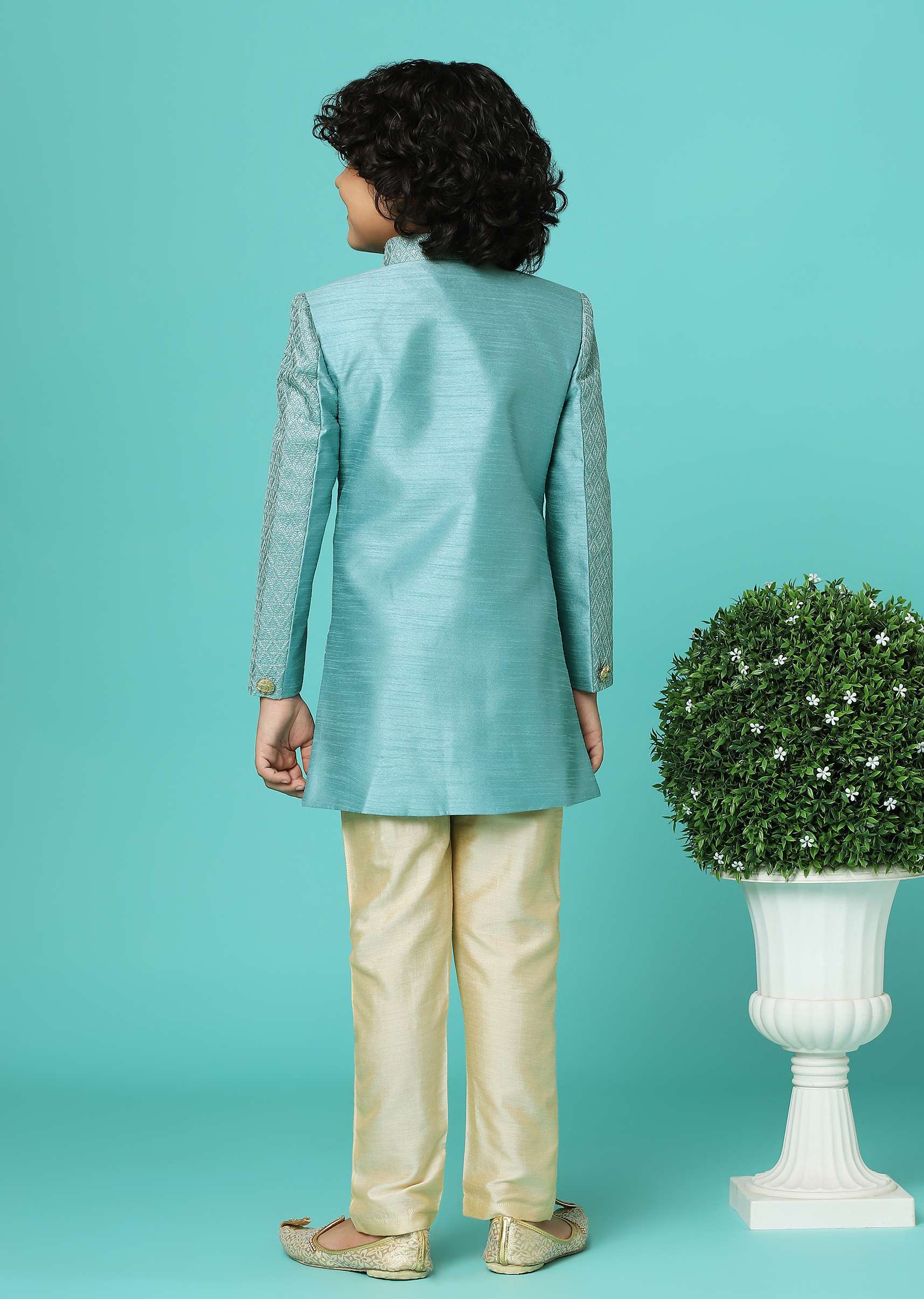 sea_green_embroidered-sg158380_2_87c47272-857d-4670-90a7-bf17fa98eec9.jpg