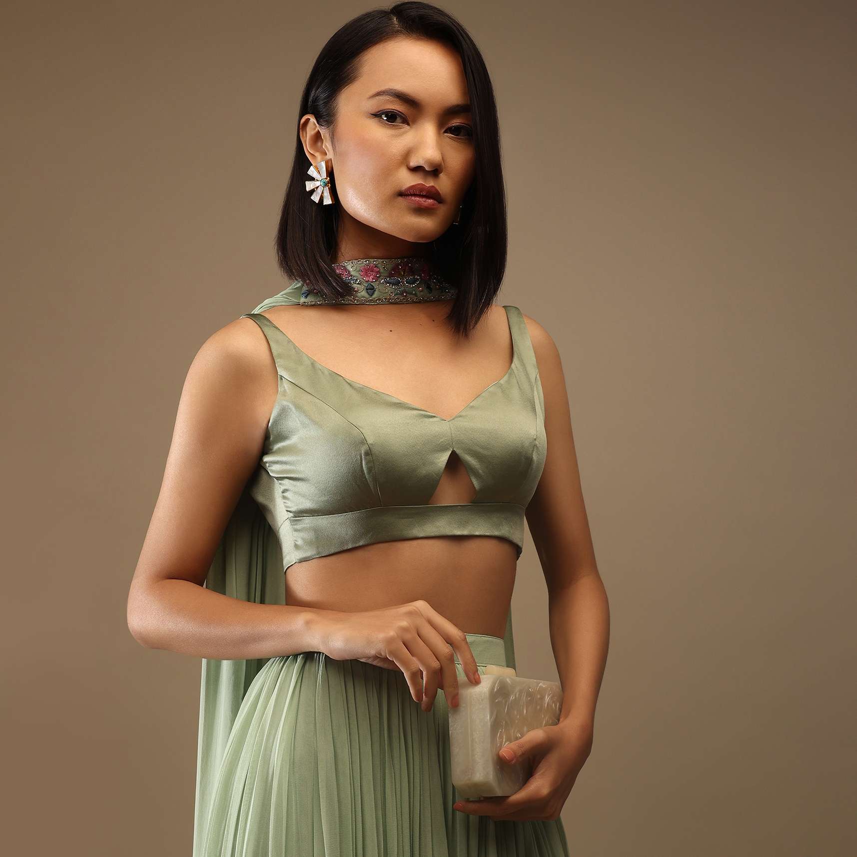 seaspray_sleeveless-m001blra09y-sg92696_3_6cad26ef-e2ab-4825-bde5-ed49099dbc83.jpg