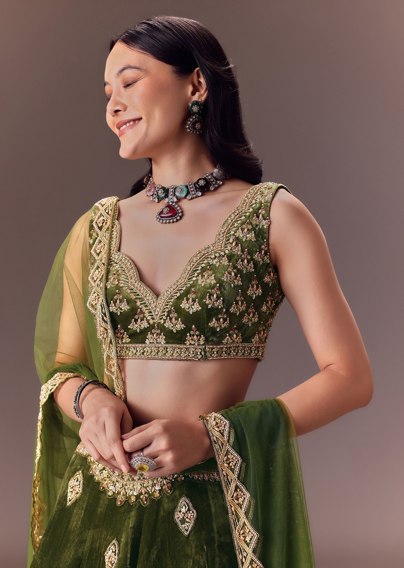 seaweed_green_velvet_lehenga_set_with_hand_work-sg278086_6_ea0879ee-504b-424d-8b71-19332c559e46.jpg