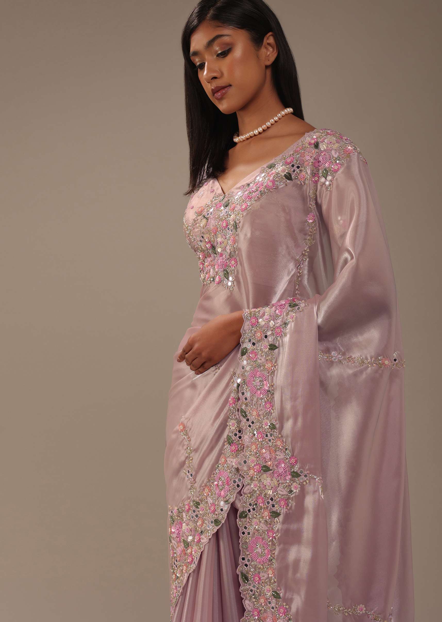 sg136355_1.jpg