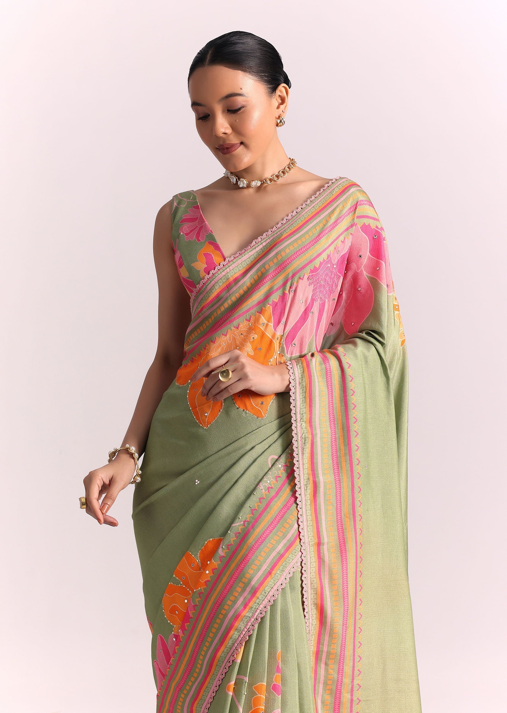sg257762-green_floral_print_saree_with_mirror_work_7_88624441-0a29-4d17-ab52-84934f48dc41.jpg