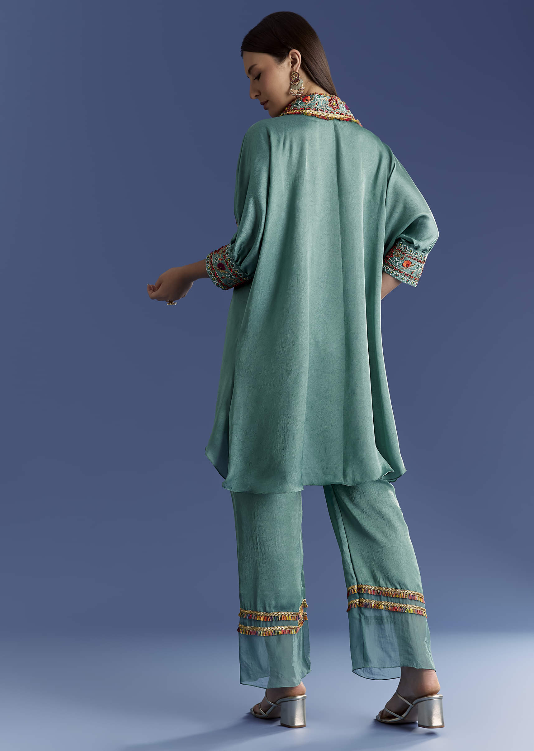 sg317499-5.jpg