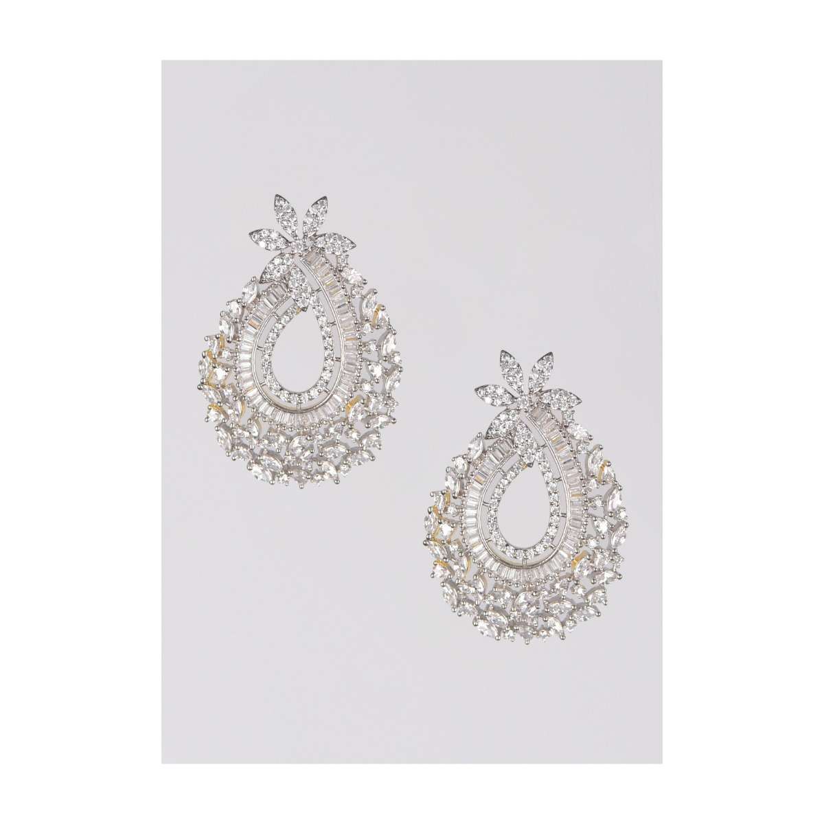 silver-plated-studs-in-drop-shape-with-crystals-stones-and-bugle-beads-online-kalki-fashion-sg22794_4_-_copy_392531ba-e302-48f0-b91e-9f8aaab66454.jpg
