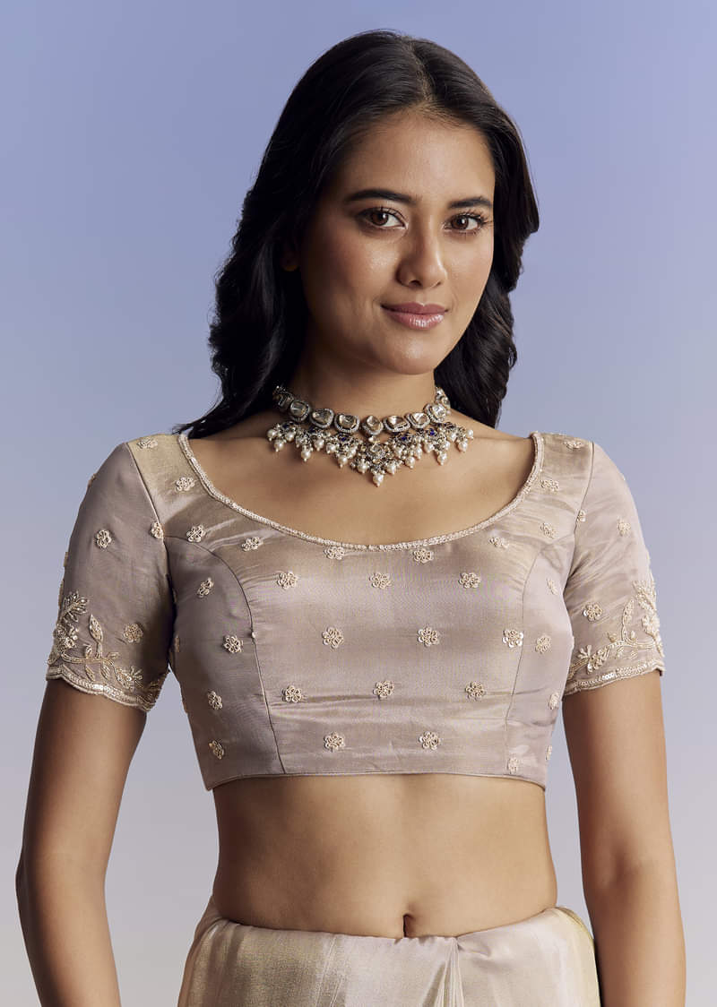 silver-tissue-saree-with-embroidered-scallop-border-and-sequin-moti-work-sg319865-7_88e93404-cc34-4b18-8295-df645ef0daa9.jpg