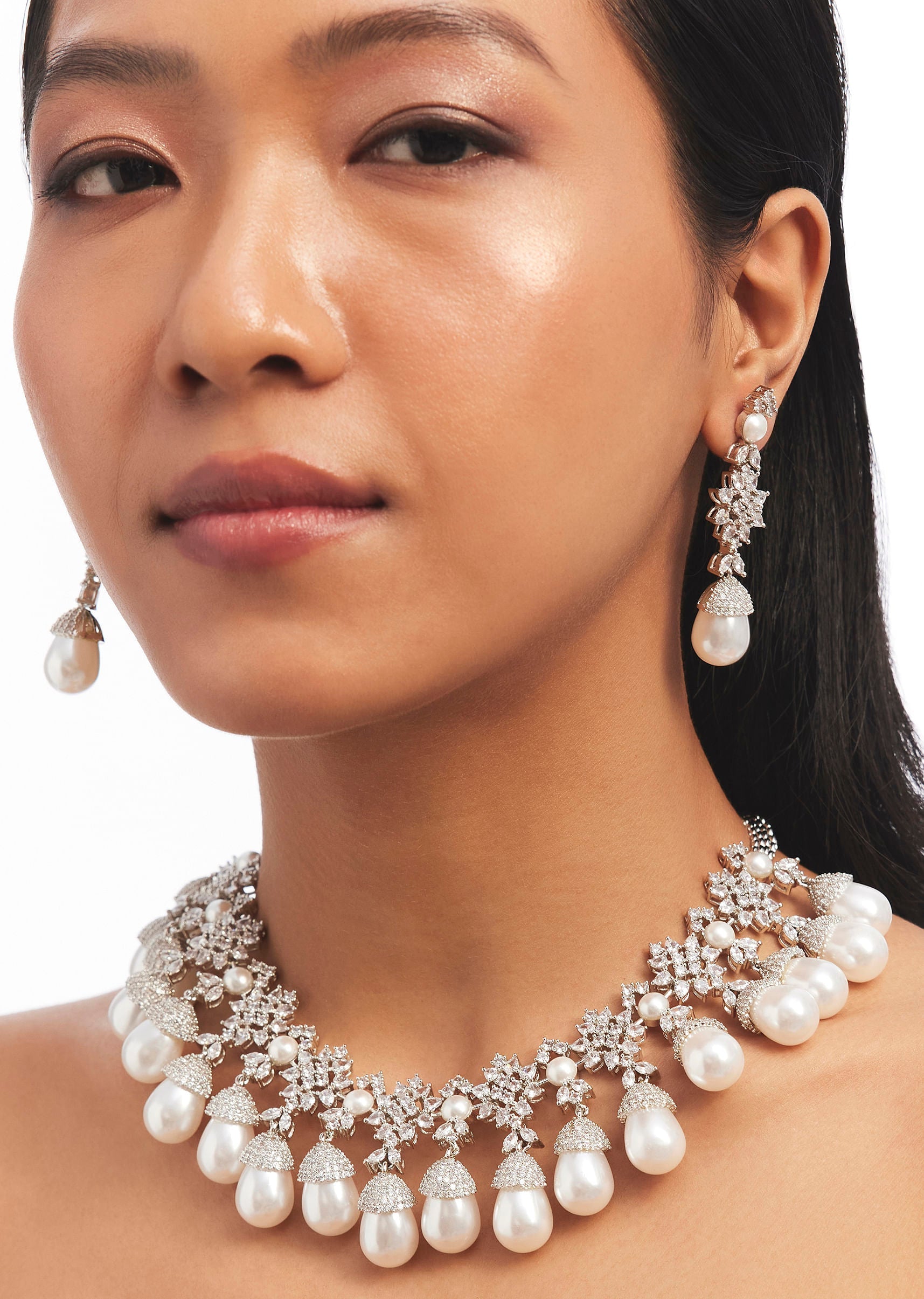 silver_and_pearl_embellished_floral_necklace_set-sg293158_4_7b2c2a77-2104-4943-bdbd-f591172ad917.jpg