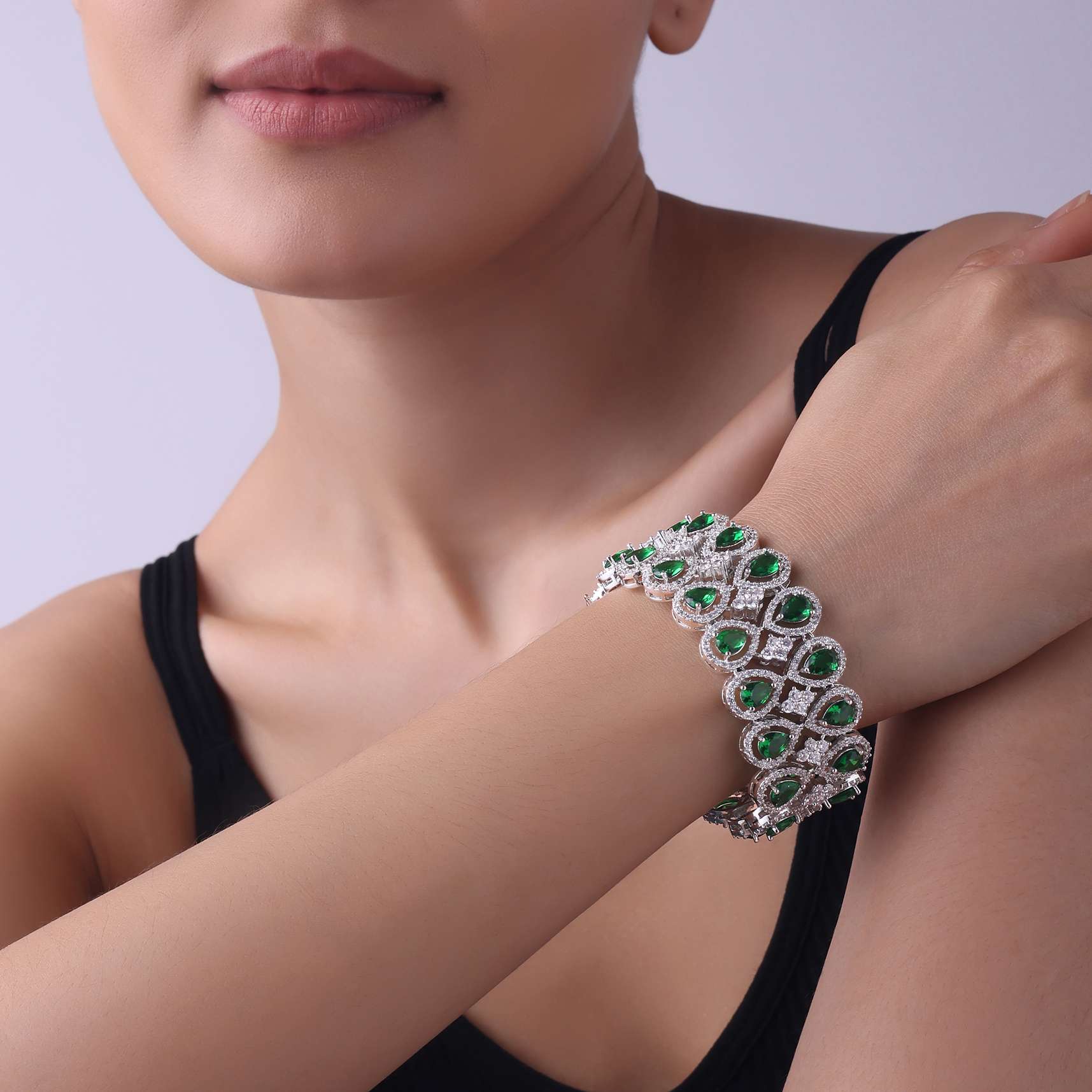 silver_finish_bracelet_studded_with_synthetic-sg159078_2_4e613617-c933-42c5-9f5c-428d102e282f.jpg
