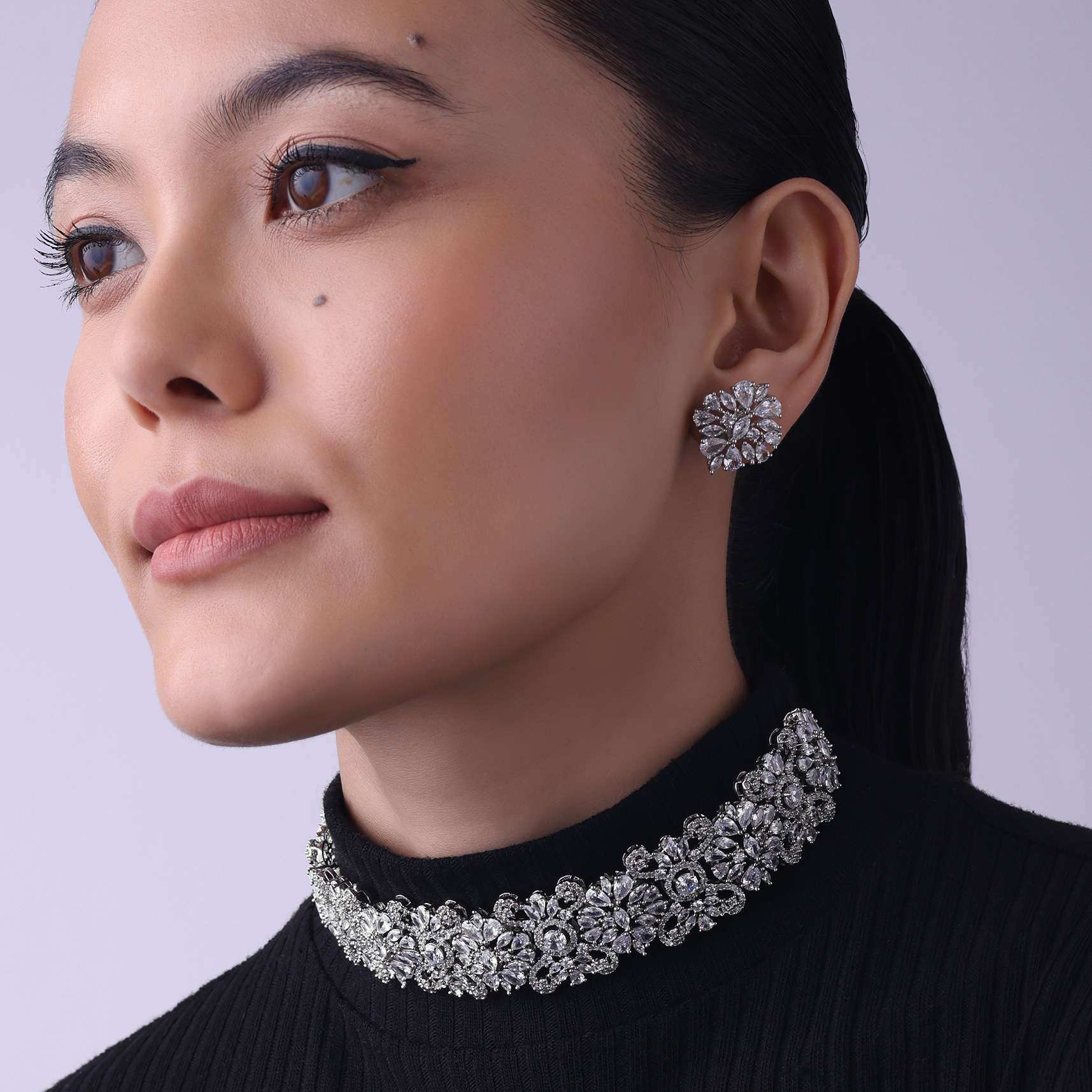 silver_finish_choker_necklace_set-sg159056_3_adcc8c92-5cce-4550-84fe-82696159120b.jpg