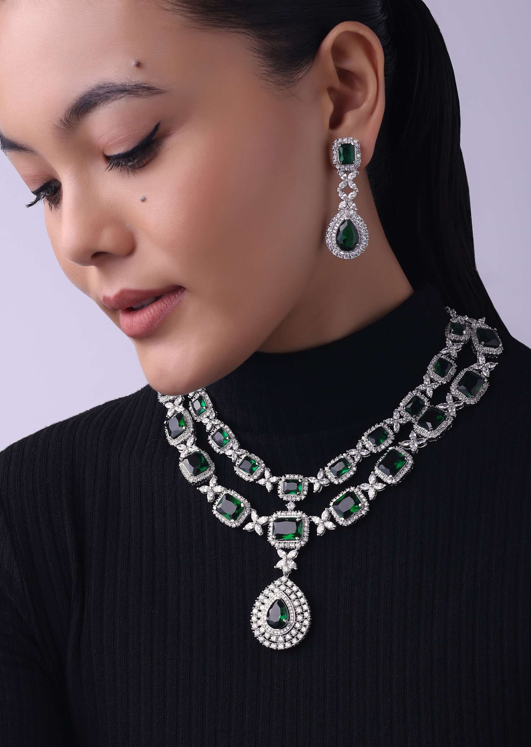 silver_finish_long_necklace-sg159051_3_b5963ed2-207a-4639-9d12-1311e5cfe422.jpg