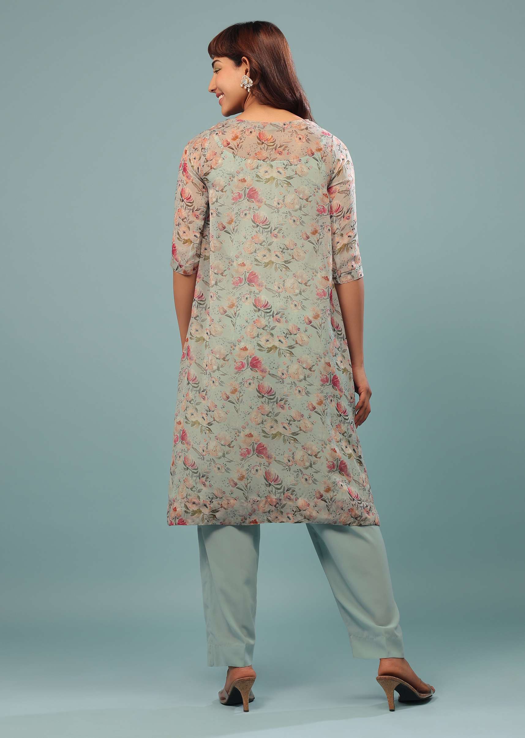 sky_gray_blue_pant-kurta_set_in_georgette-sg107702_7_bc8b0934-80c3-4108-8da5-c875e1e20997.jpg