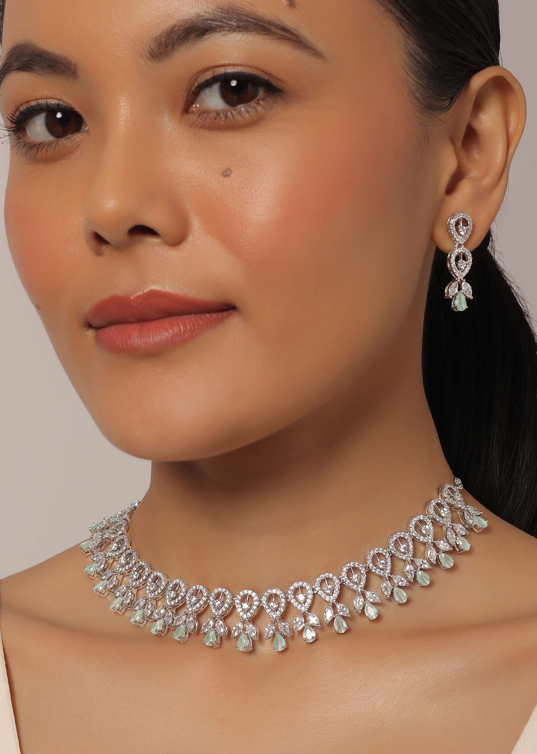 sparkling_aqua_charm_short_necklace-sg197047_3_c08ff073-1427-481e-81f8-f6f4f7a096dc.jpg