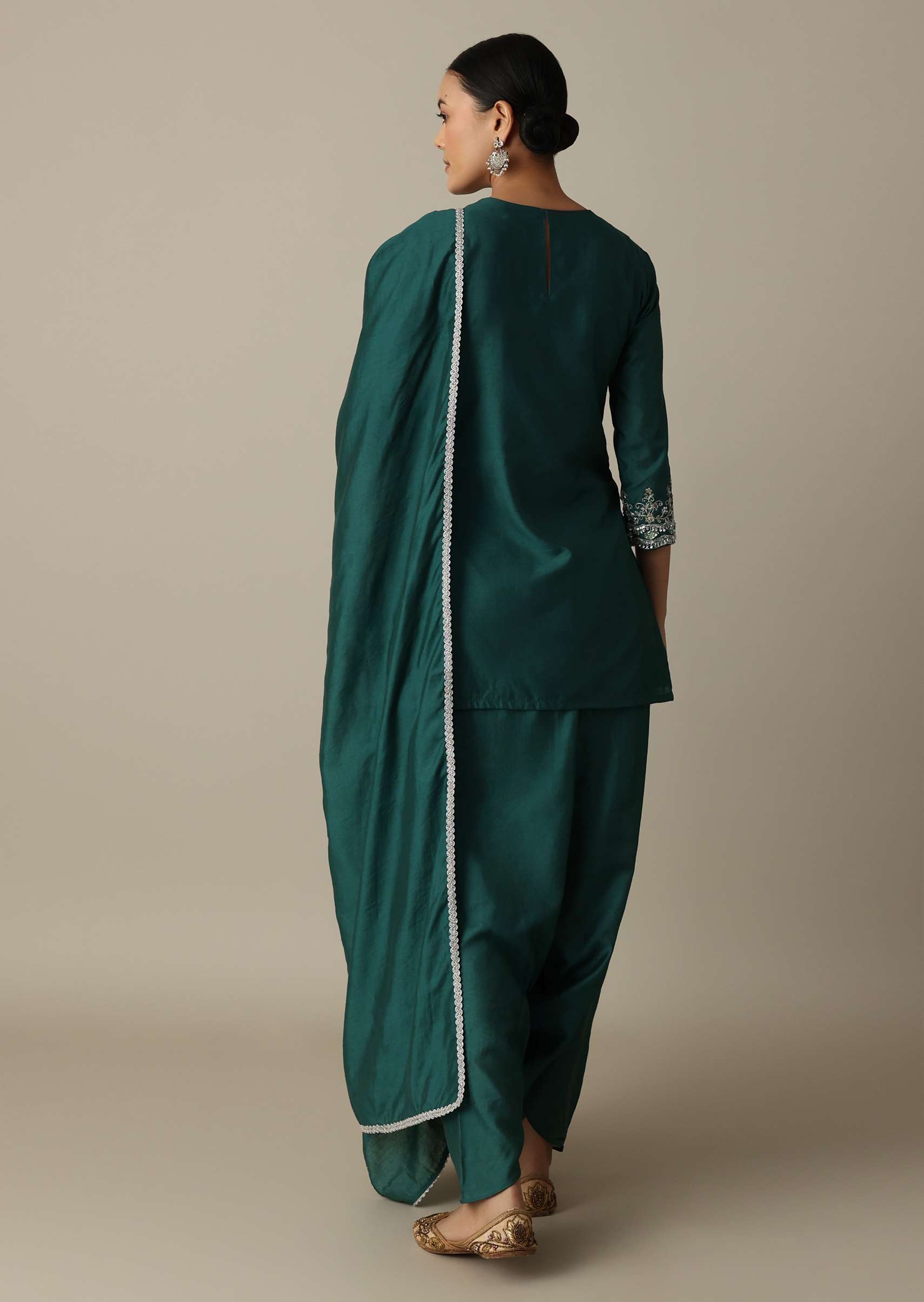 stunning_emerald_green_silk_embroidery_kurta_set-sg204219_4_f5c63ce4-4995-4ec0-b497-b4ecff2605b7.jpg