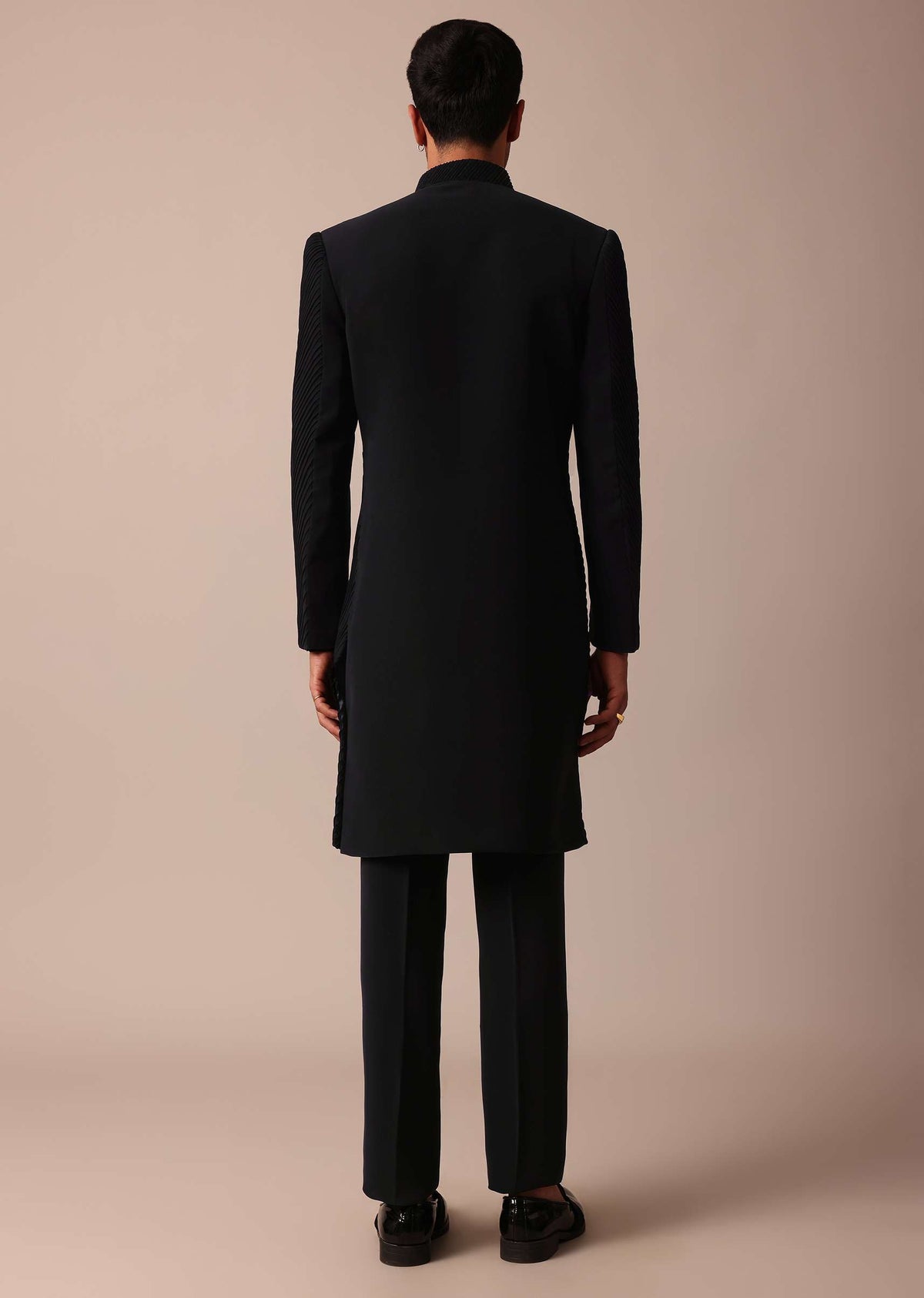 stylish_black_indowestern_with_exquisite_detailing-sg218986_2_36117678-906e-4cda-8801-e74a19c4d848.jpg