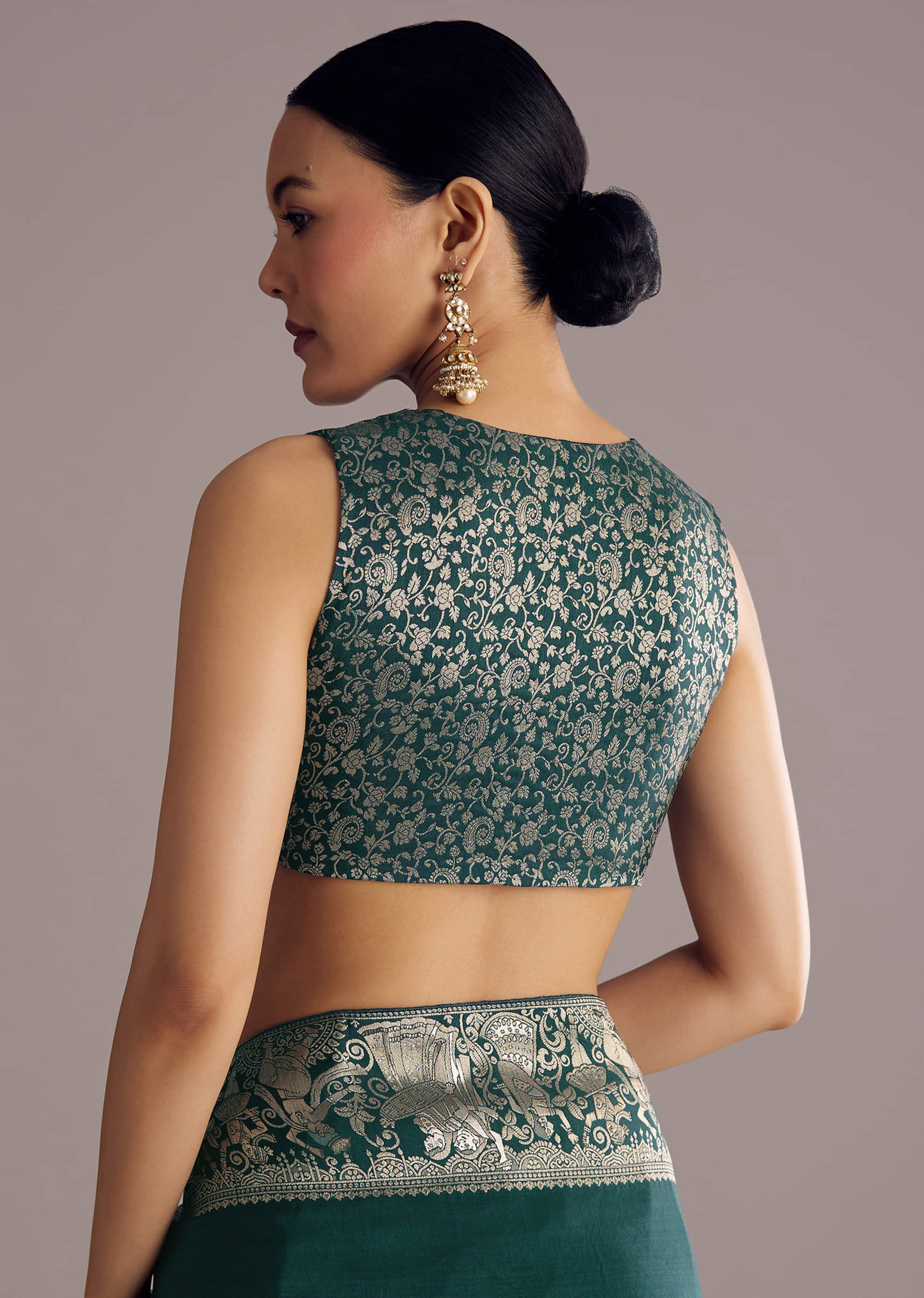 teal-blue-dola-silk-saree-with-zari-woven-motifs-sg311858-8_918bcc3c-a494-48ae-b3ff-bc50298760b0.jpg