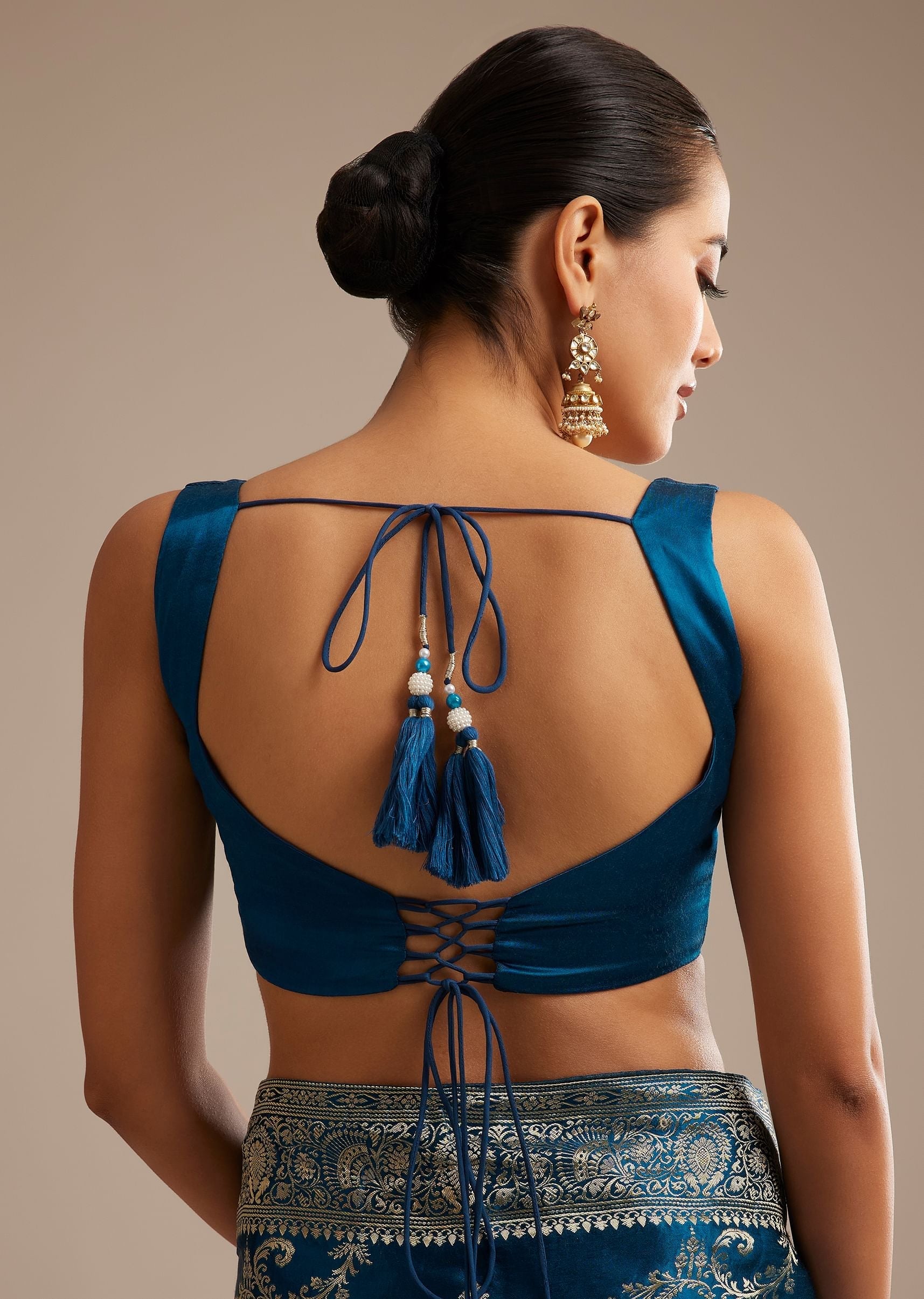 teal-blue-satin-saree-with-zari-woven-work-sg292704-8_9e111ebe-4a0e-4b94-bc39-e70349f75272.jpg