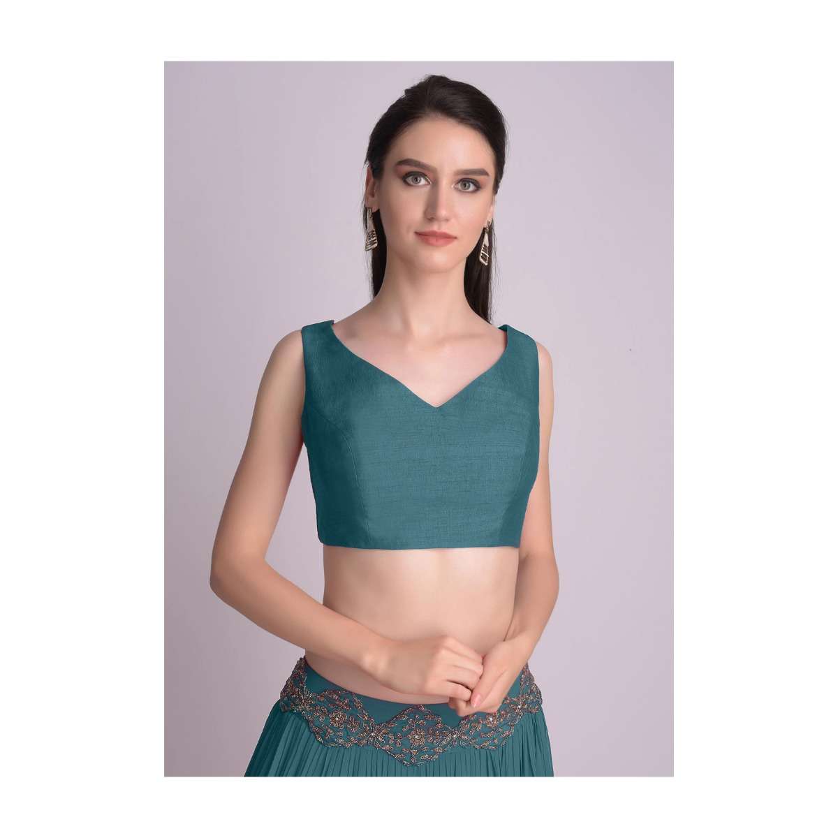 teal-blue-sleeveless-blouse-with-double-tie-up-tassel-dori-at-the-back-online-kalki-fashion-m001509617y-sg31211_2_0420d53b-2fe6-4e3e-901c-3792df0f9de1.jpg