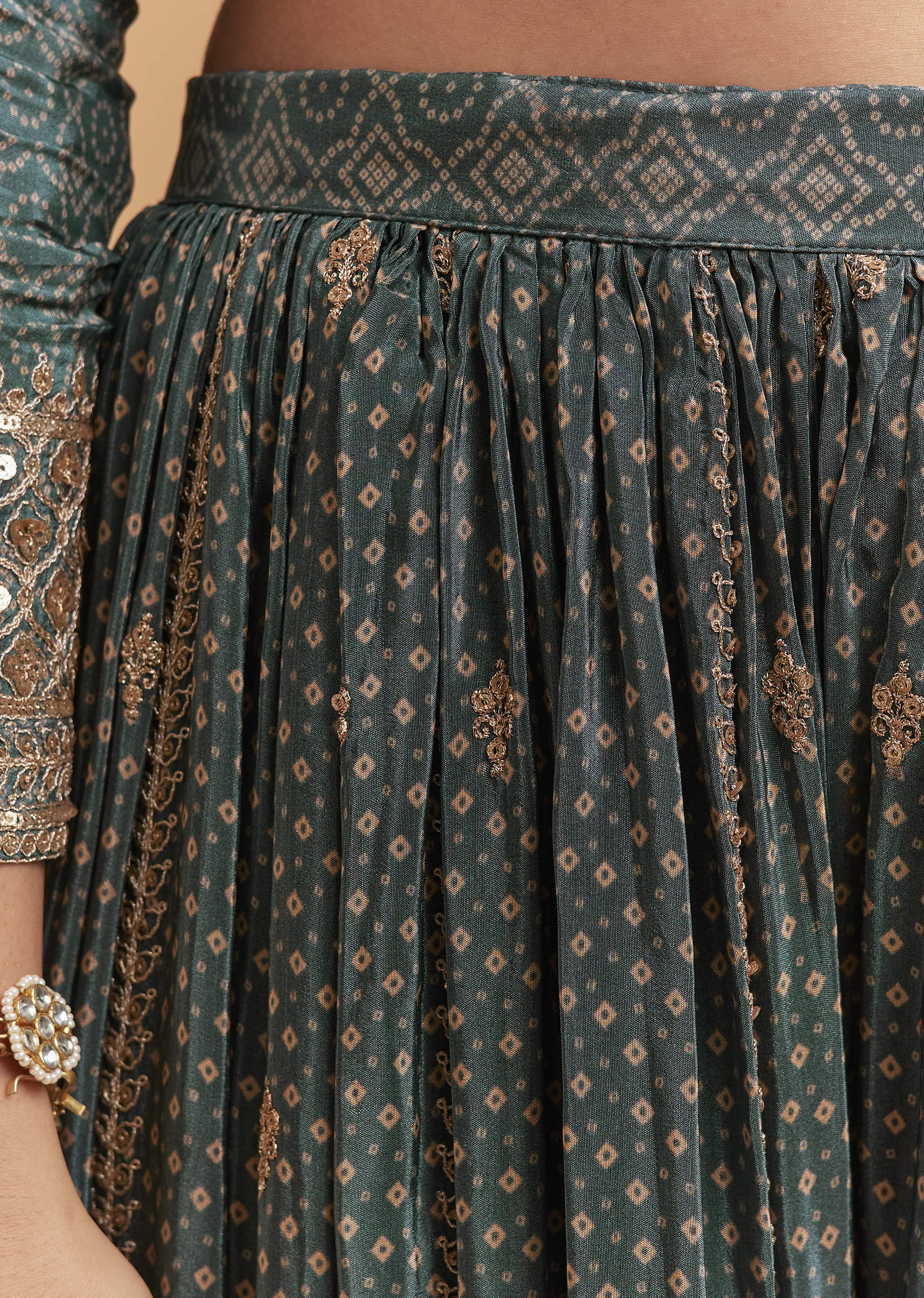 teal-green-crepe-palazzo-suit-with-hand-embroidery-and-bandhani-print-sg338451-6.jpg
