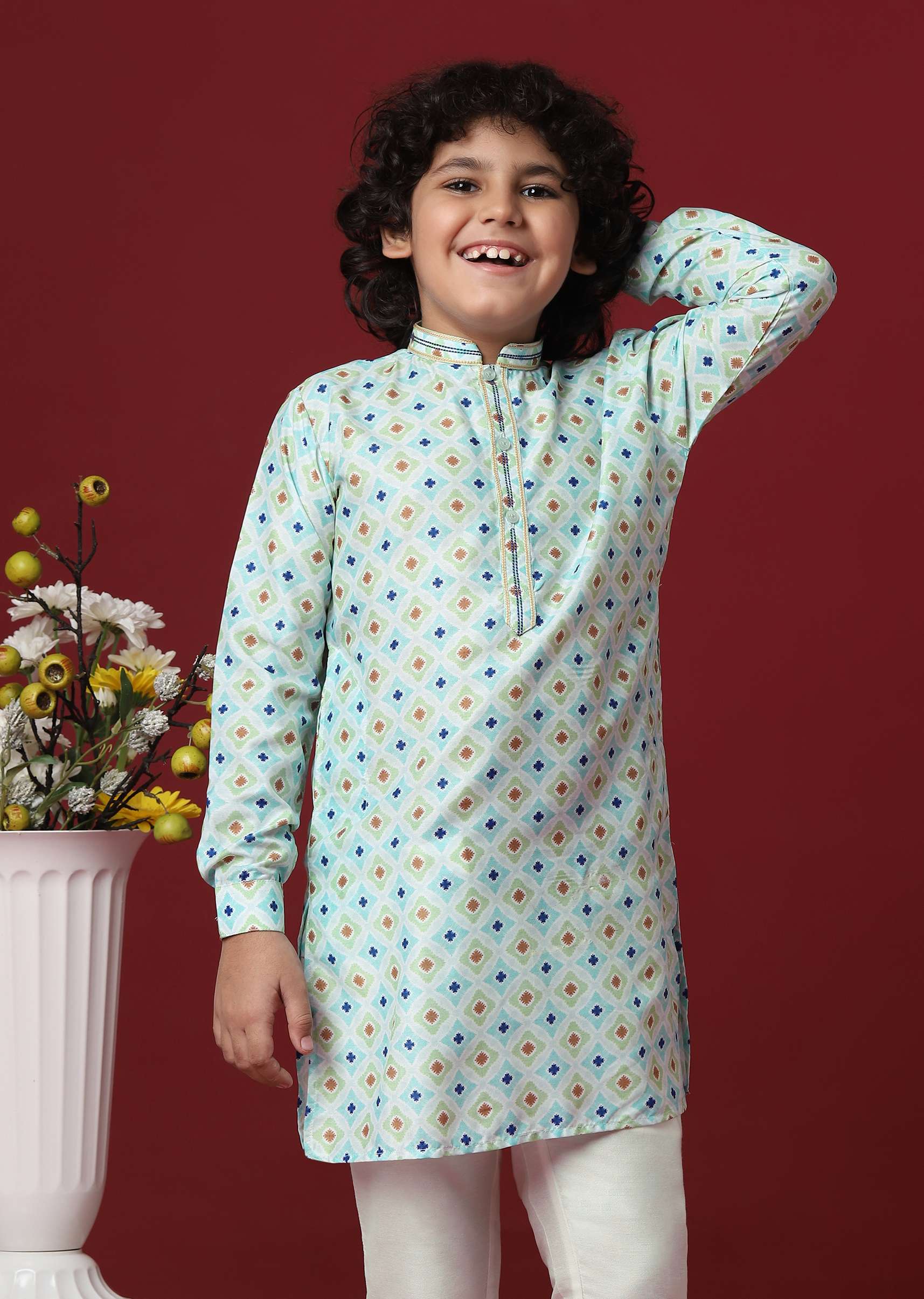 timeless_white_silk_kurta_set-sg202214_6_1ce69501-d3b3-440b-ac00-41fced86d946.jpg