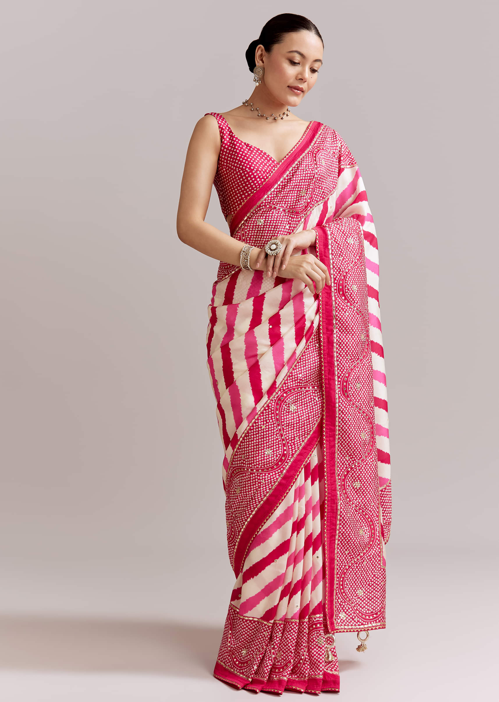 white-and-pink-silk-saree-with-lehariya-and-bandhani-print-sg351936-3.jpg