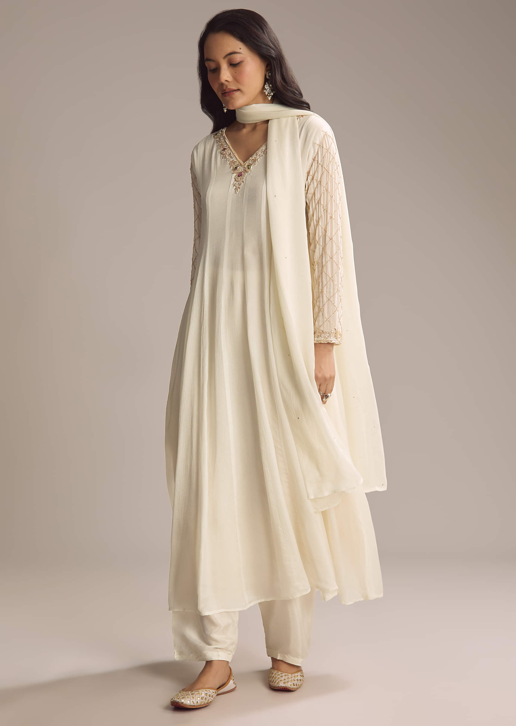 white-chinon-anarkali-suit-with-cutdana-and-sequins-work-sg339916-3.jpg