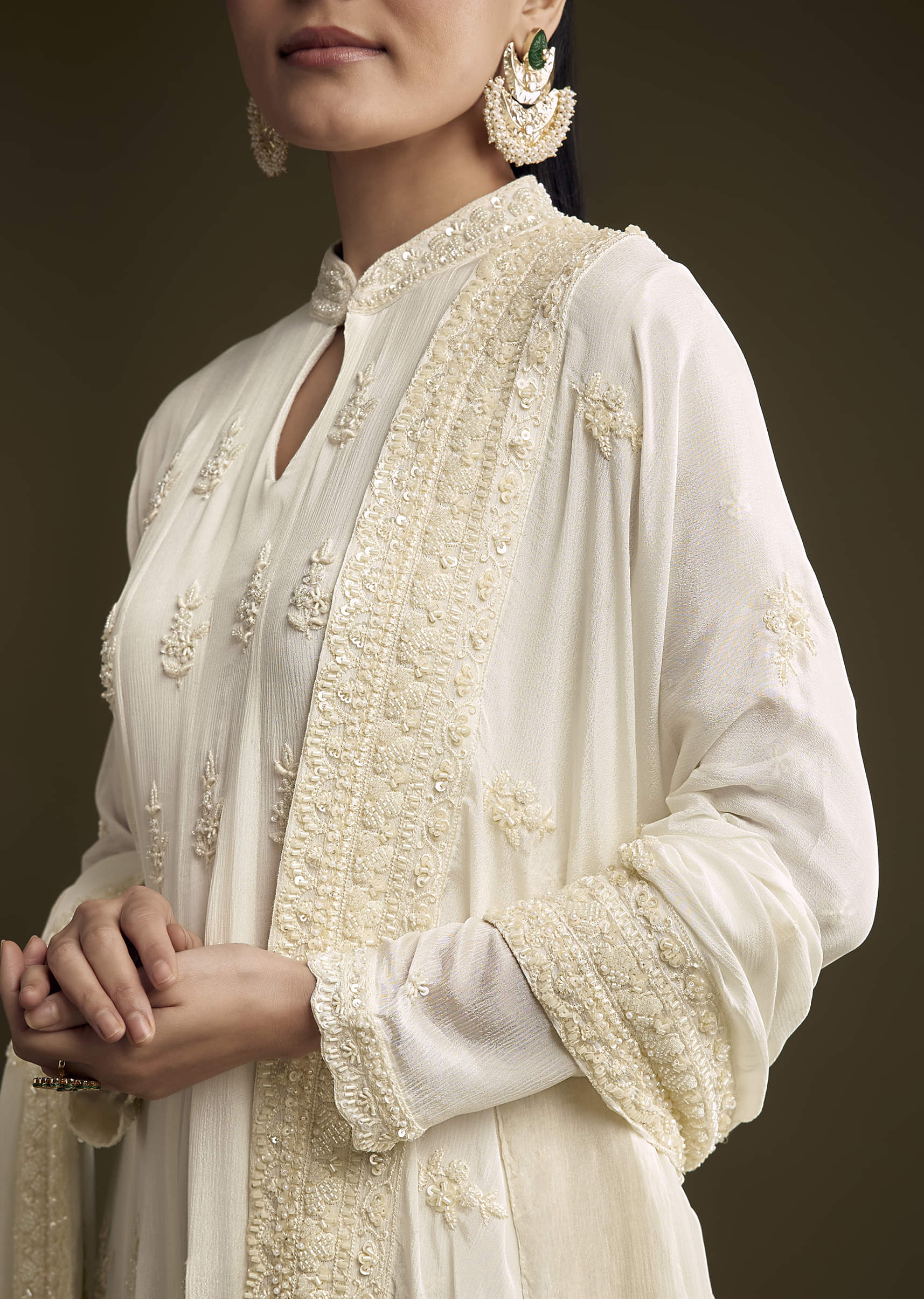 white-chinon-anarkali-suit-with-heavy-hand-embroidery-sg341715-2.jpg