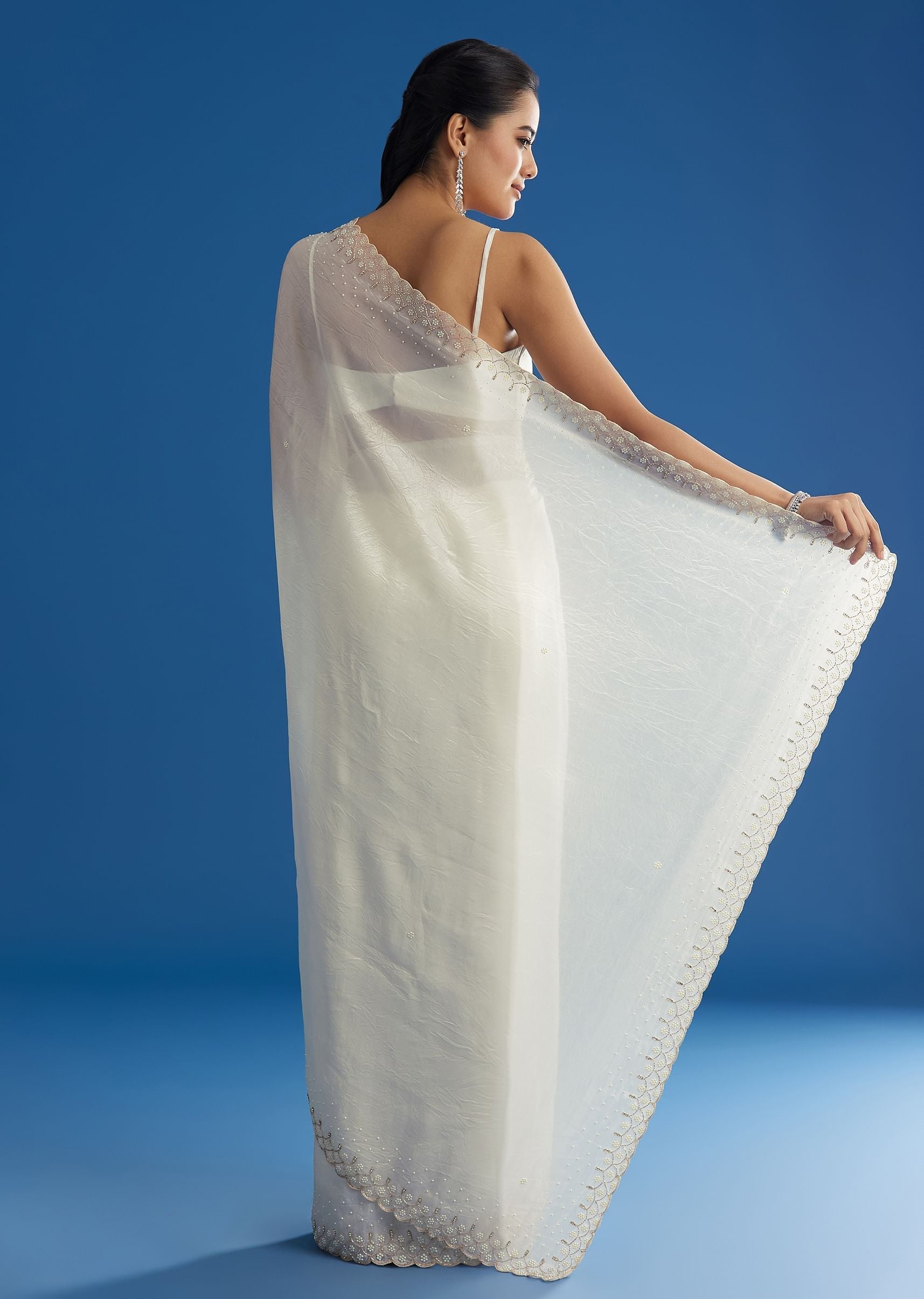 white-crepe-tissue-saree-with-moti-beads-and-cutdana-embroidery-sg293121-6_b1273c66-1a91-4bd2-b6dc-755b10f63466.jpg