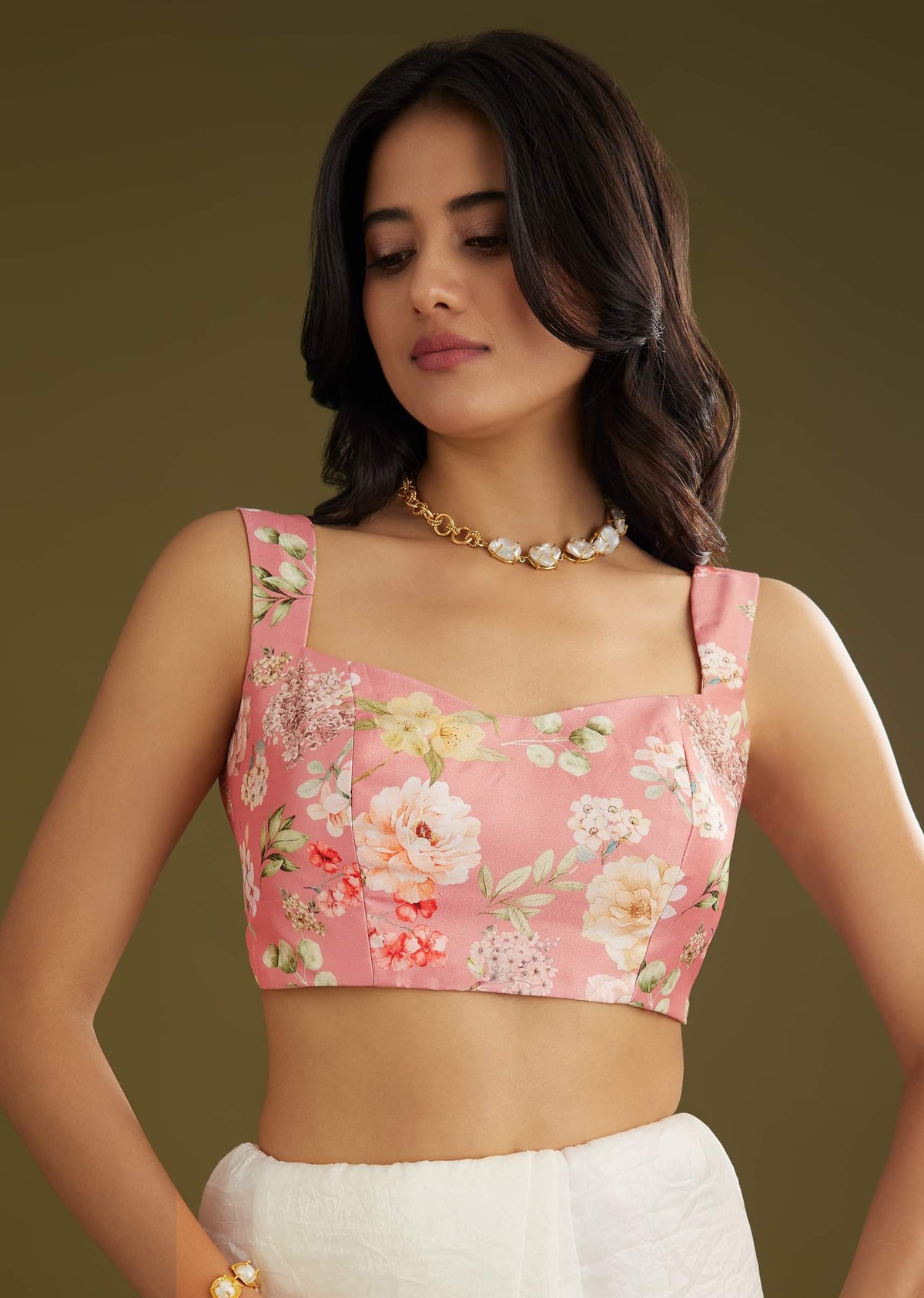 white-glass-tissue-embroidered-saree-with-contrast-blouse-sg293889-7_24f4dd9b-1919-4760-9643-9fba15ee259f.jpg