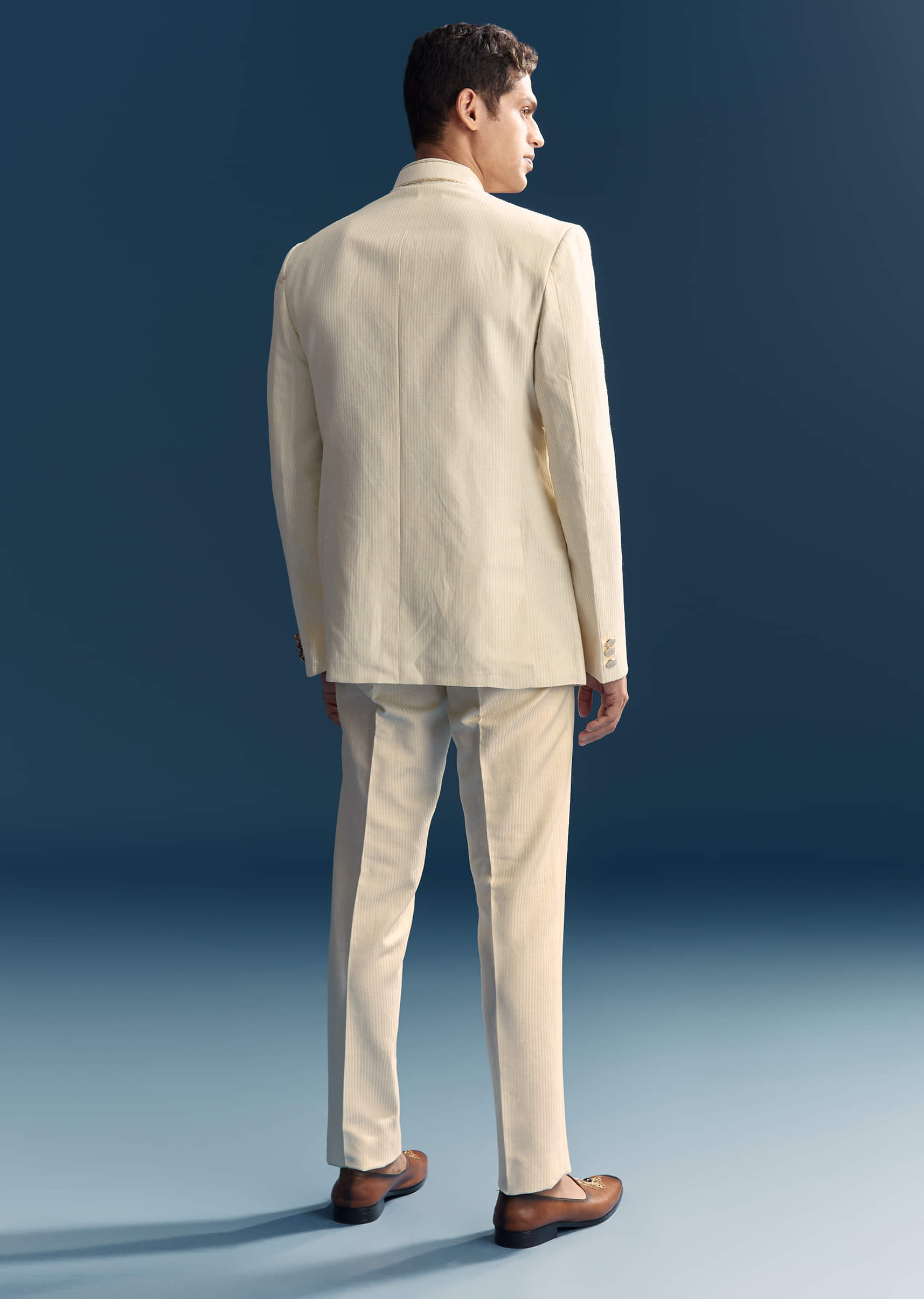 white-jacquard-jodhpuri-suit-for-men-with-hand-embroidery-sg334052-5_1.jpg