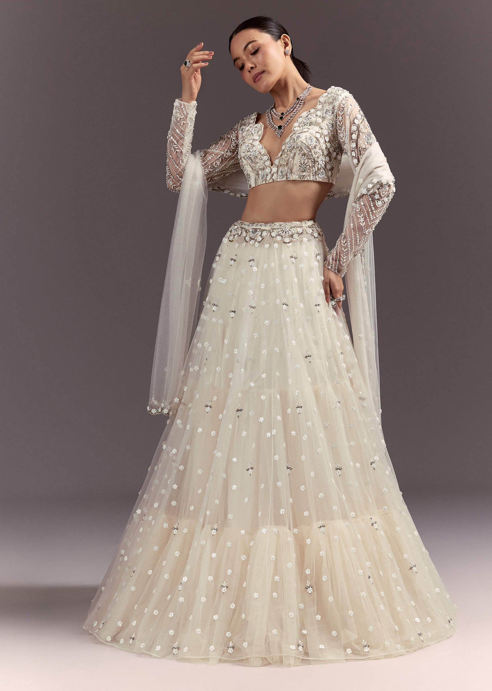 white-net-lehenga-set-with-embellished-blouse-and-dupatta-sg118501-4_8af57c41-45cc-4bfd-bae3-c10b1f6a34a0.jpg