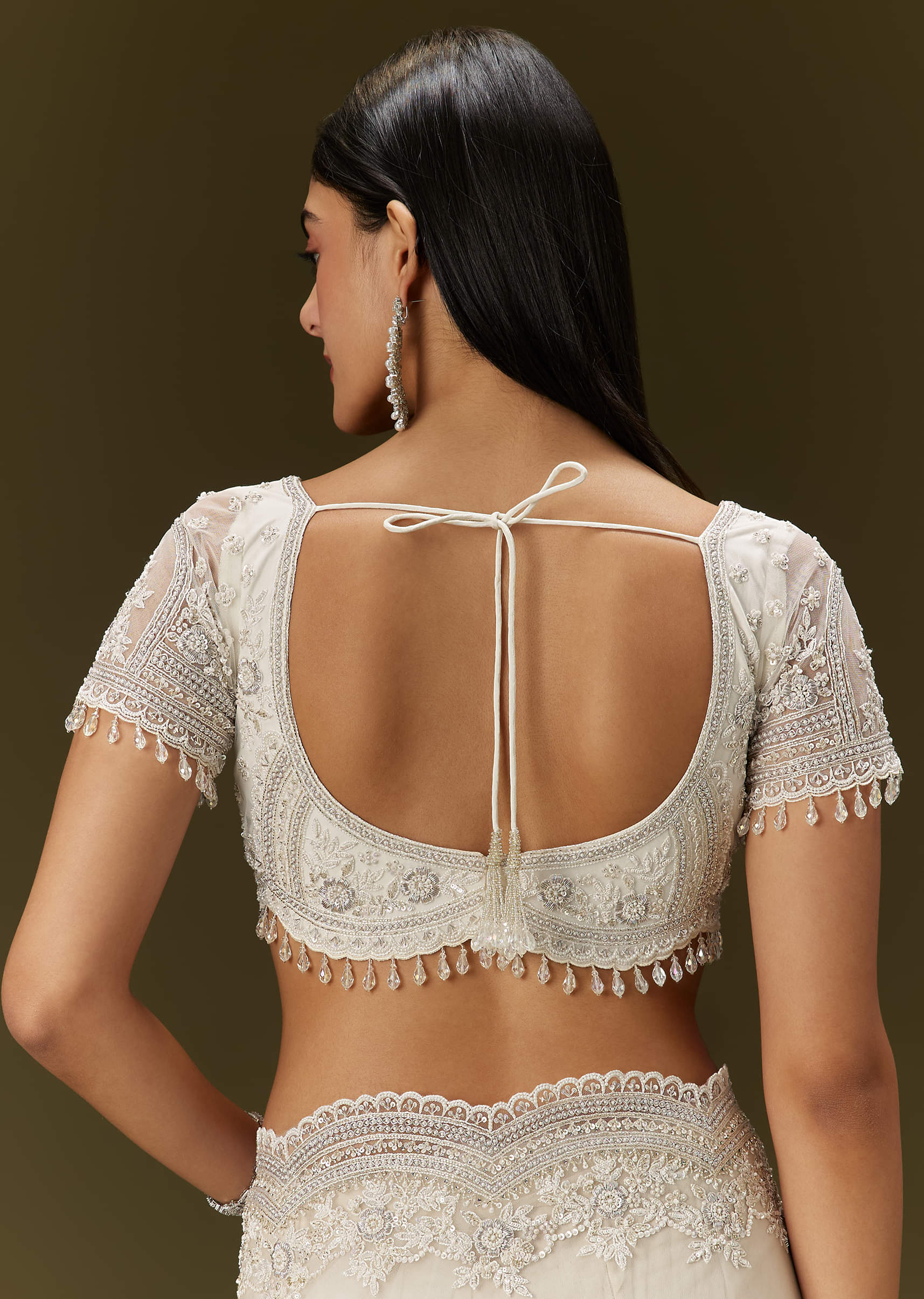 white-net-saree-with-all-over-embroidery-sg309654-8_e4a87b86-9bd5-4336-bc8f-55cf31c17384.jpg