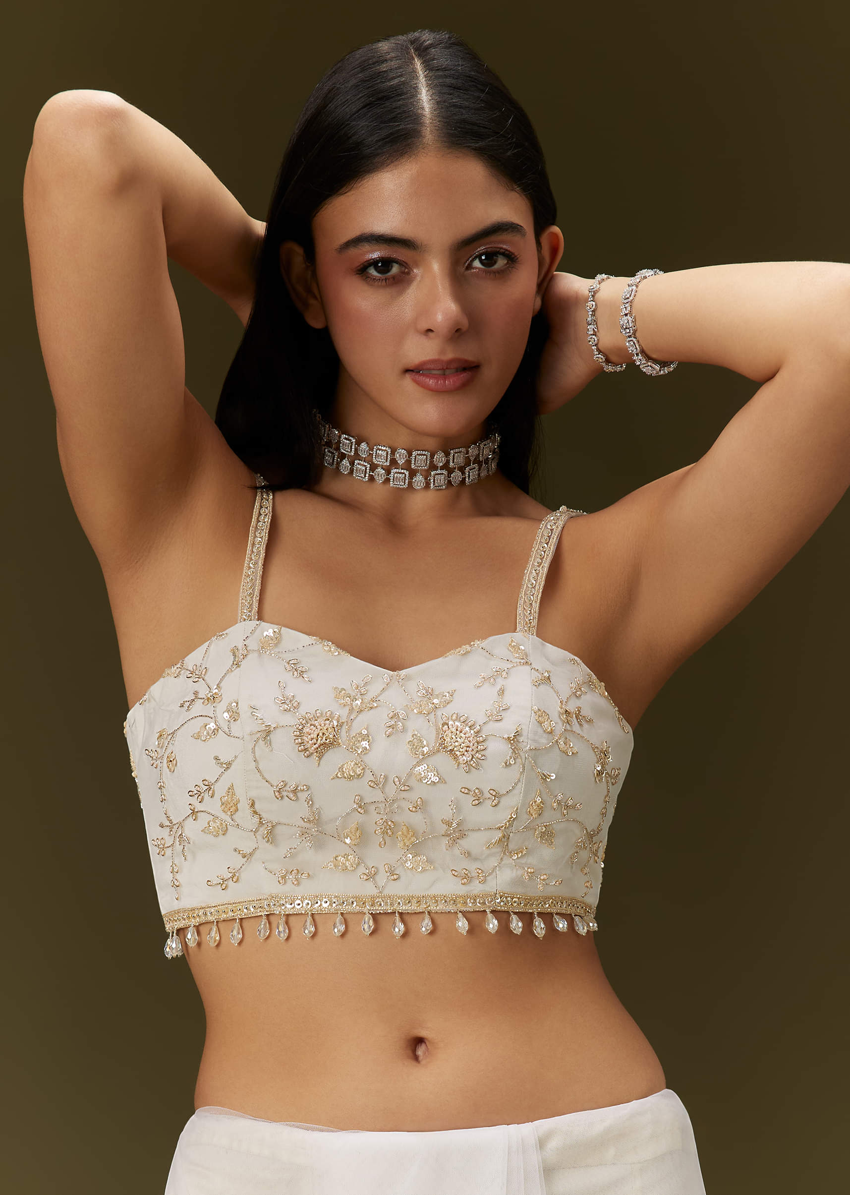 white-net-saree-with-all-over-embroidery-sg309661-7_2019e70e-9685-43e5-8819-699041d8ec5c.jpg