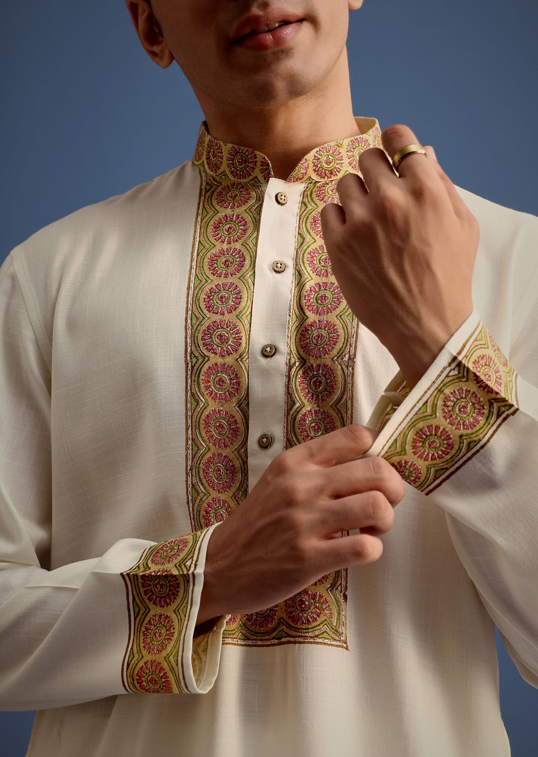 white_block_printed_kurta_set_with_zari_embroidery-sg236990_4_60a0a1f9-2bf6-4a0a-85d8-01bd22b826e1.jpg