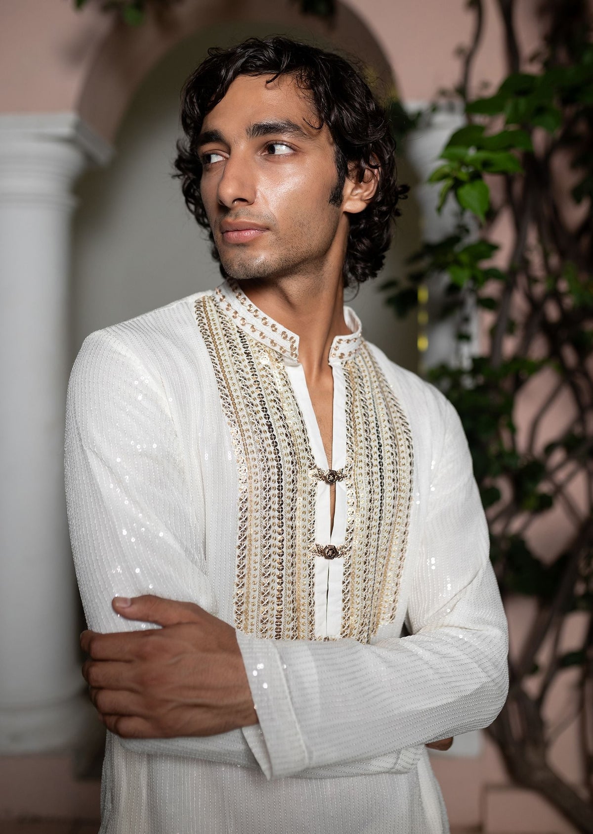 white_gold_sequin_kurta_with_loose-sg233668_7_3019944b-e2c3-4110-ba9b-14fbaef5f77d.jpg