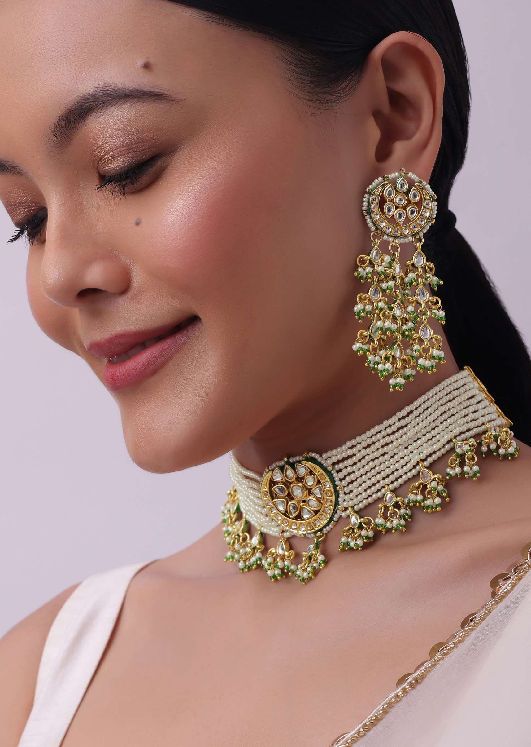 white_kundan_choker-sg172462_8_73922771-8f4b-4fc3-b55b-8deba7df92e1.jpg