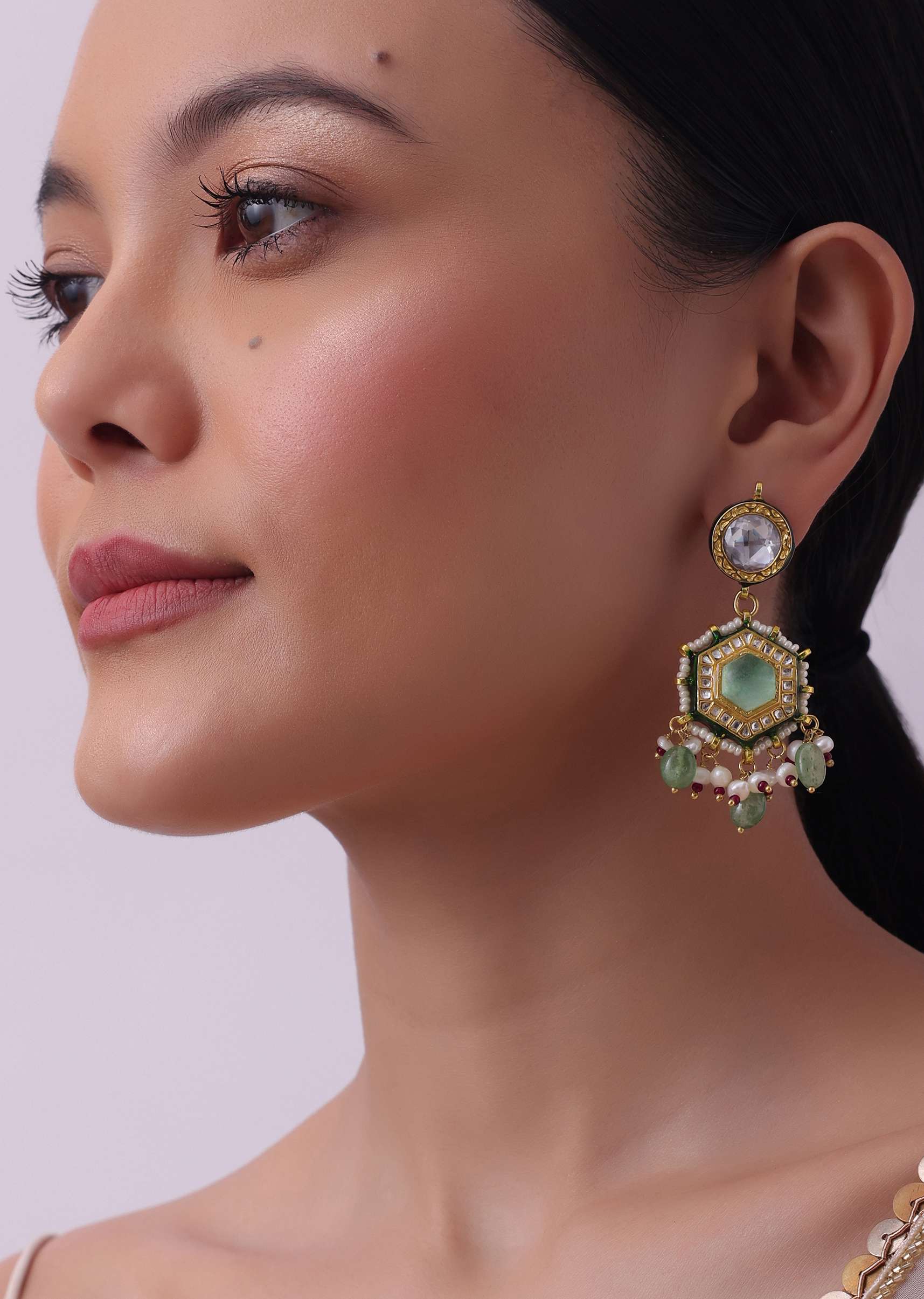 white_layered_kundan-sg173595_1_325efc23-b020-4c94-8452-bee7d83b1a67.jpg