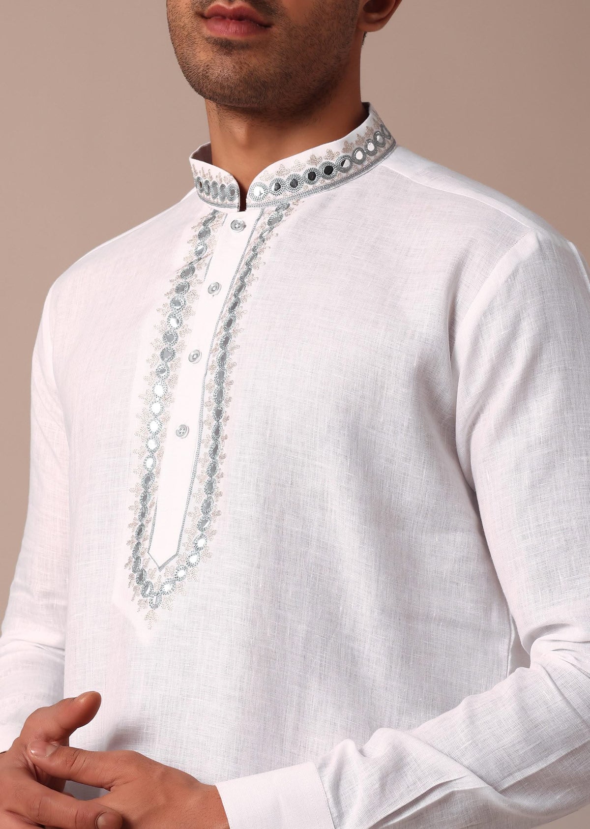 white_linen_kurta_with_thread_detail_yoke-sg214952_4_a8ec48ef-2af6-4c91-a51c-5aa7fbf95733.jpg