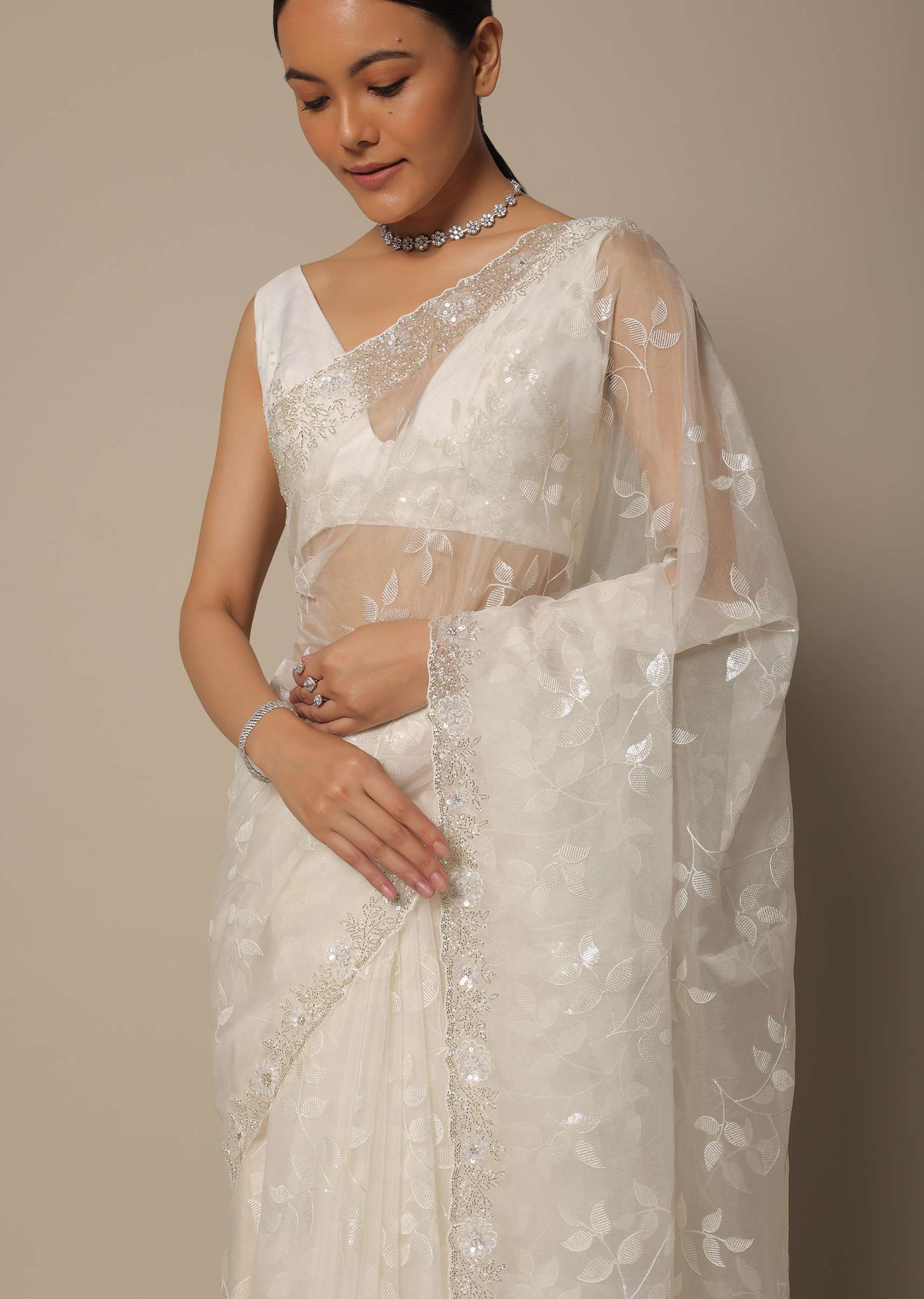 white_organza_saree_with_floral_sequin_work-sg187141_5_321df364-ded3-4dc5-94db-ec97eefbda65.jpg