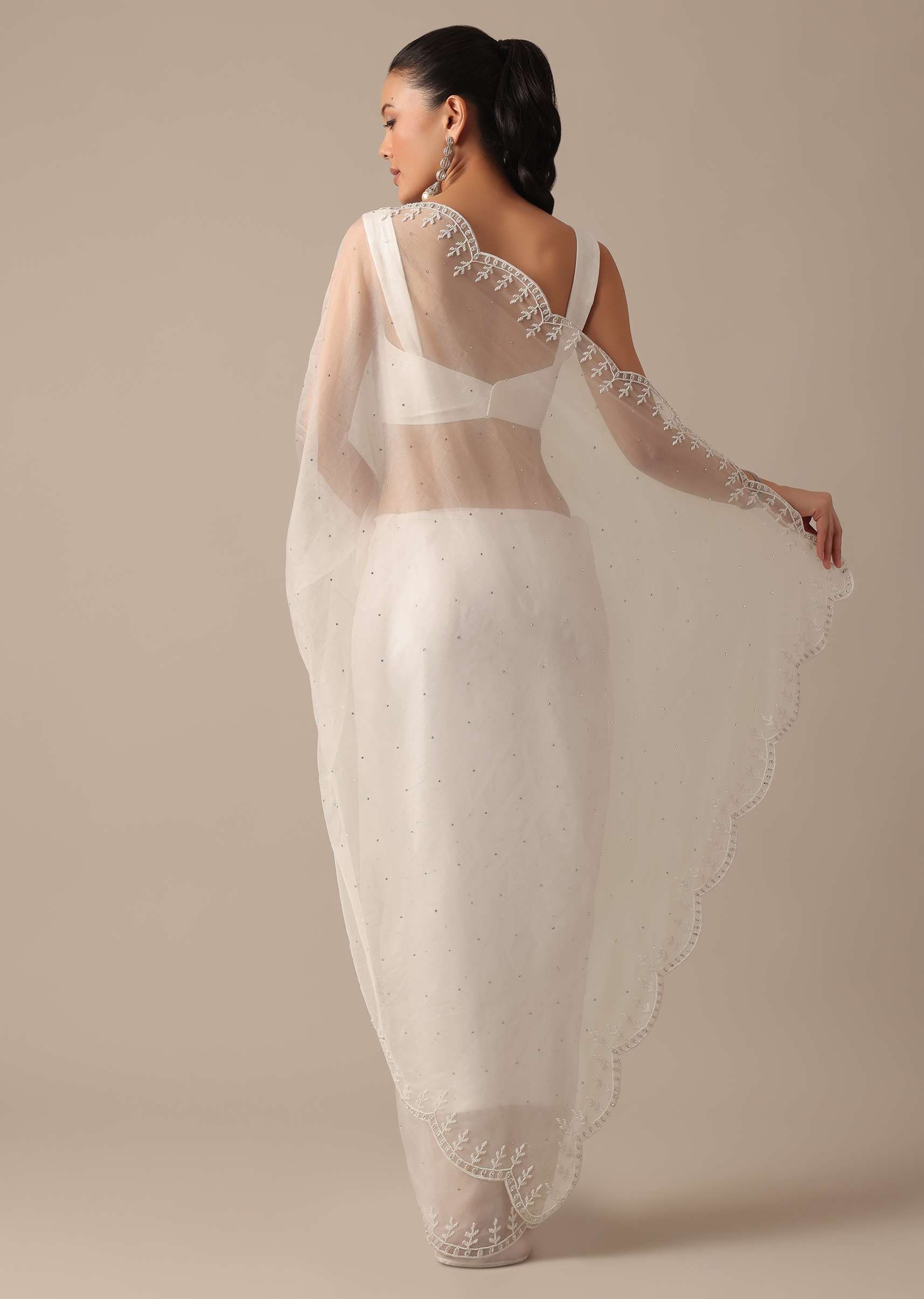 white_organza_saree_with_unstitched_blouse_piece-sg182194_5_03b1a0bb-a14e-4312-a2d0-a066e2b2ff25.jpg