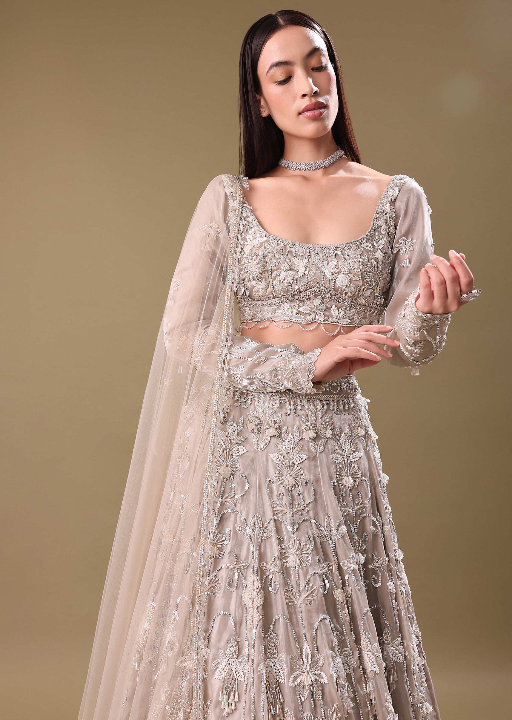 white_oyester_hand_embroidered_lehenga_and_blouse_set-sg227394_5_61507a22-530e-49fb-a10f-44ce977b7e01.jpg