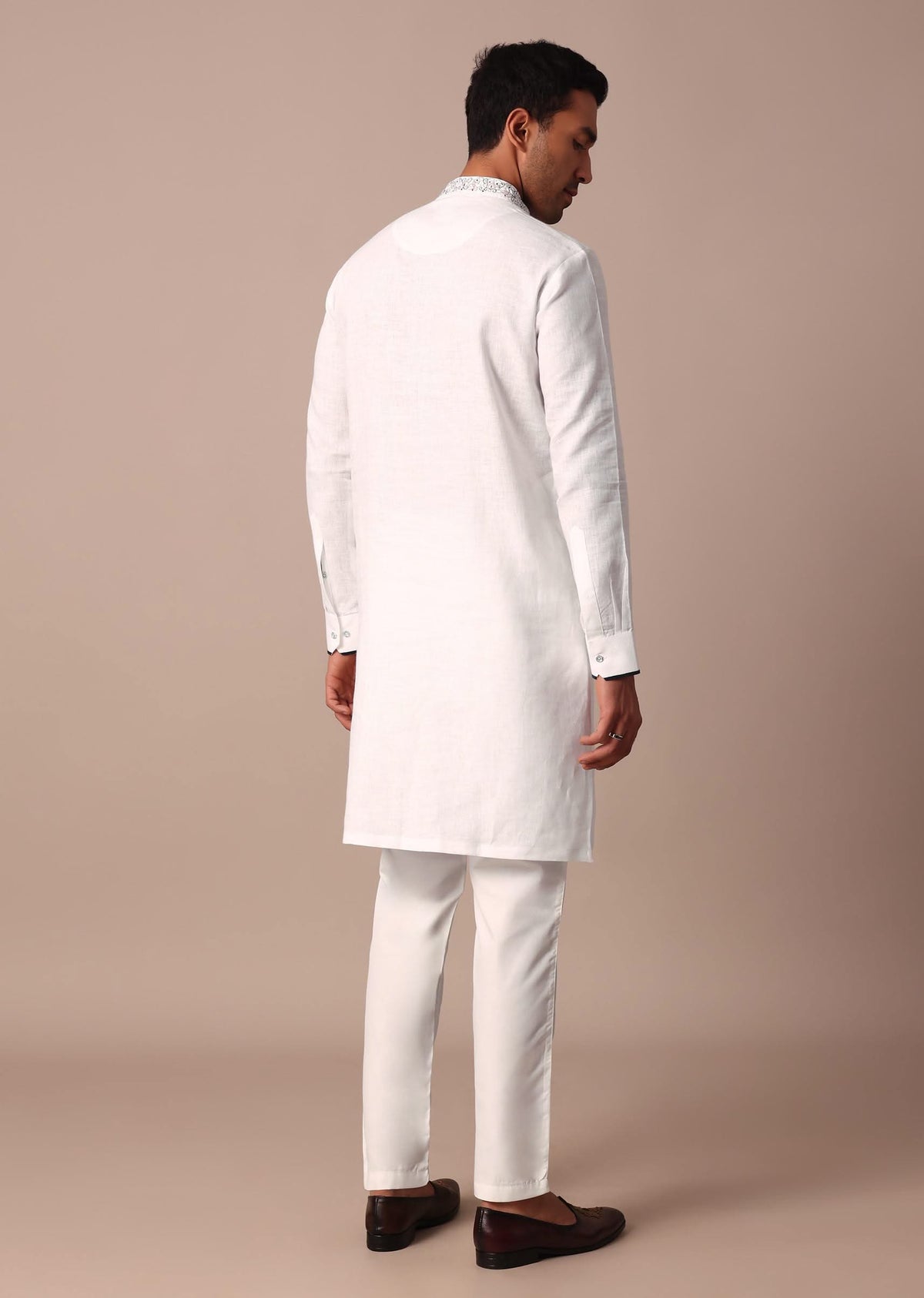 white_straight_linen_kurta_with_yoke_detail-sg214896_3_3460f113-a76a-4713-9782-39be21c4523b.jpg