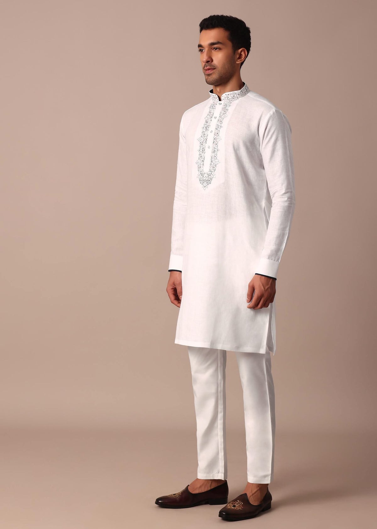white_straight_linen_kurta_with_yoke_detail-sg214896_8_0a11a8c3-53c1-494e-9c7d-67f9df02ea91.jpg
