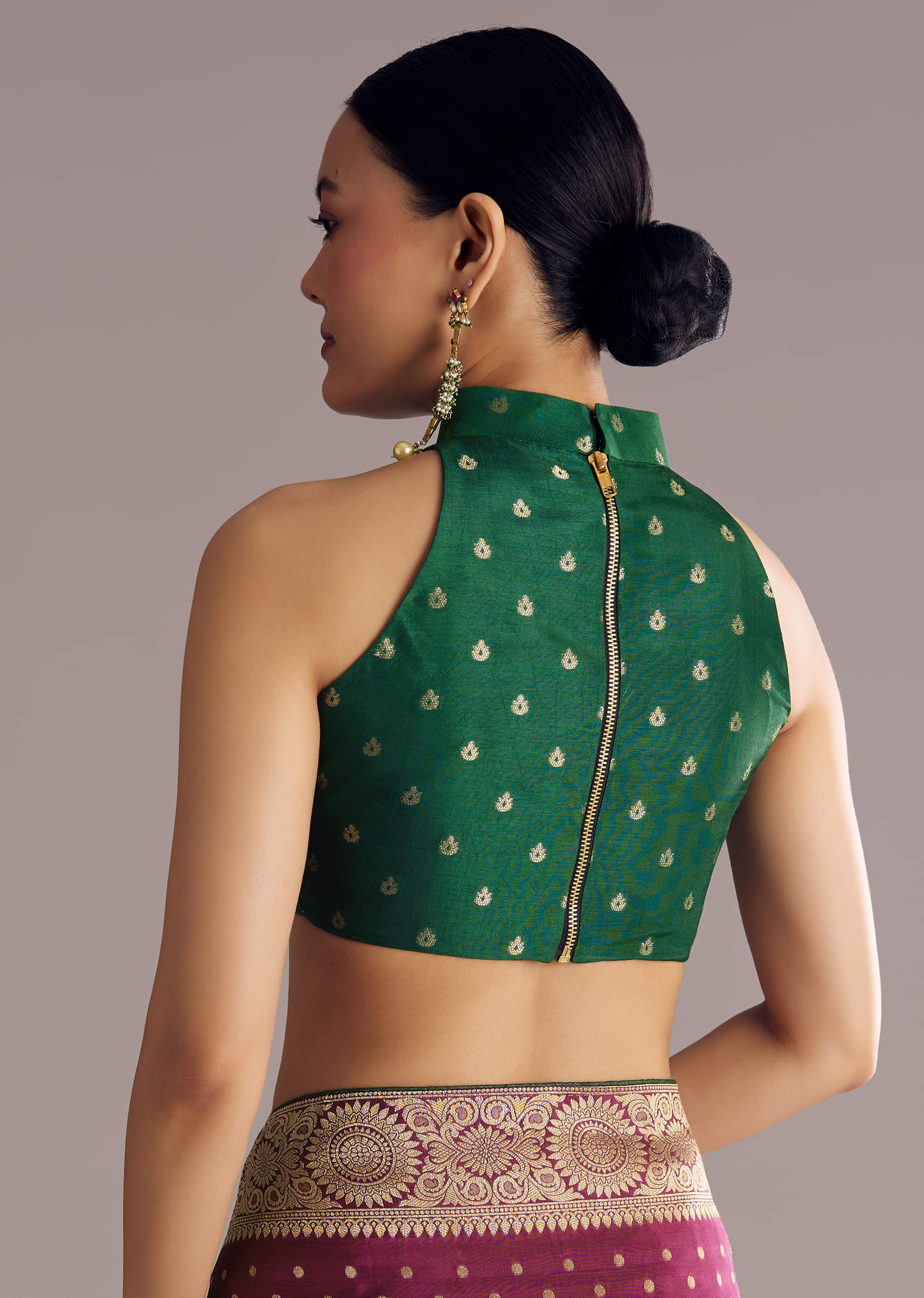 wine-dola-silk-saree-with-butti-work-and-floral-border-sg311867-8_a53f1b7f-dc19-4981-8779-91c87c08fa08.jpg